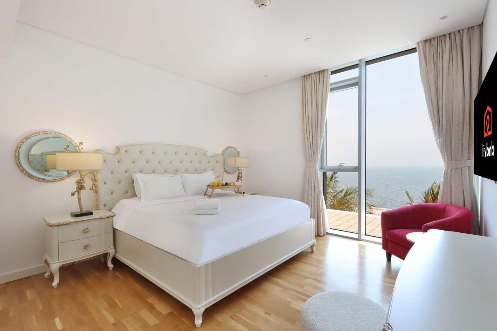 Livbnb - Luxury 3 Bedroom With Sea View Dubai