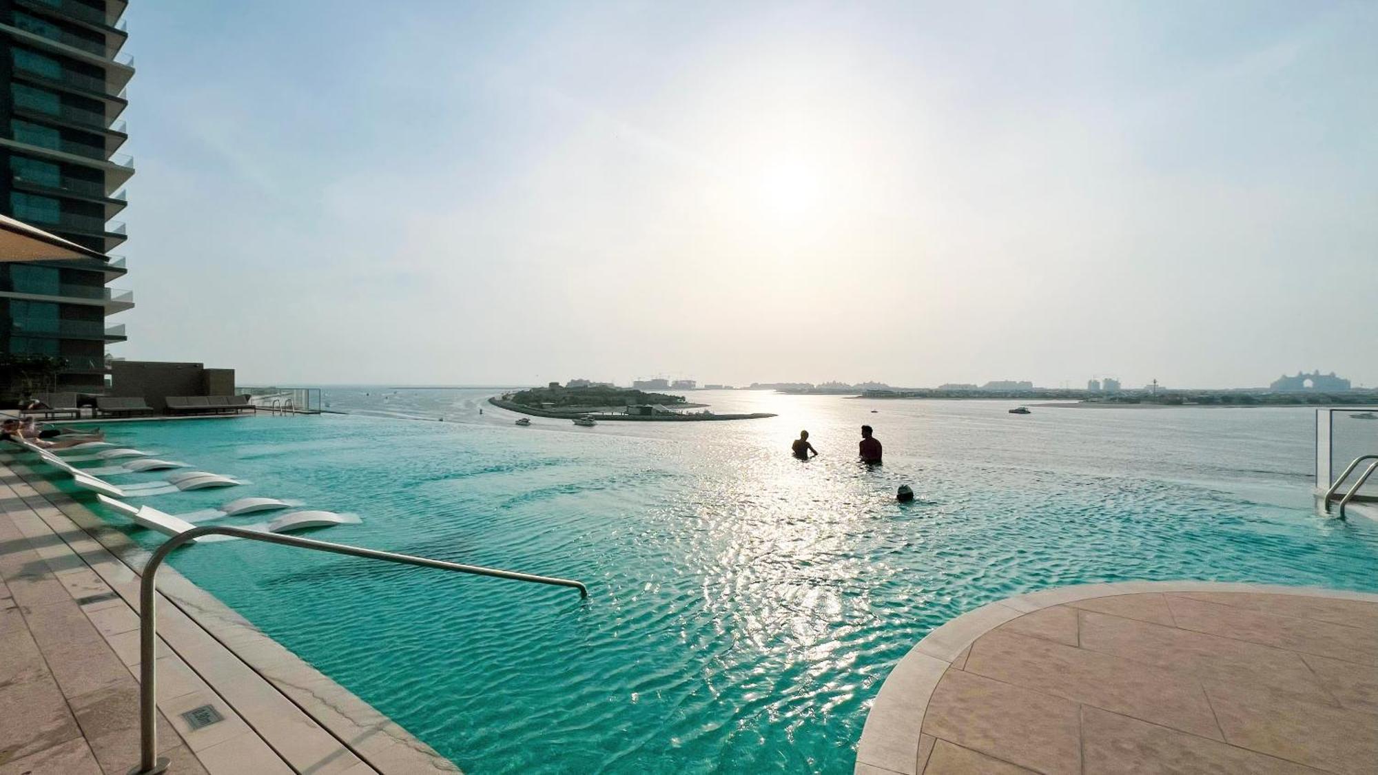 Lux Spacious 1 Bedroom - Beachfront And Seaview Aparthotel Dubai