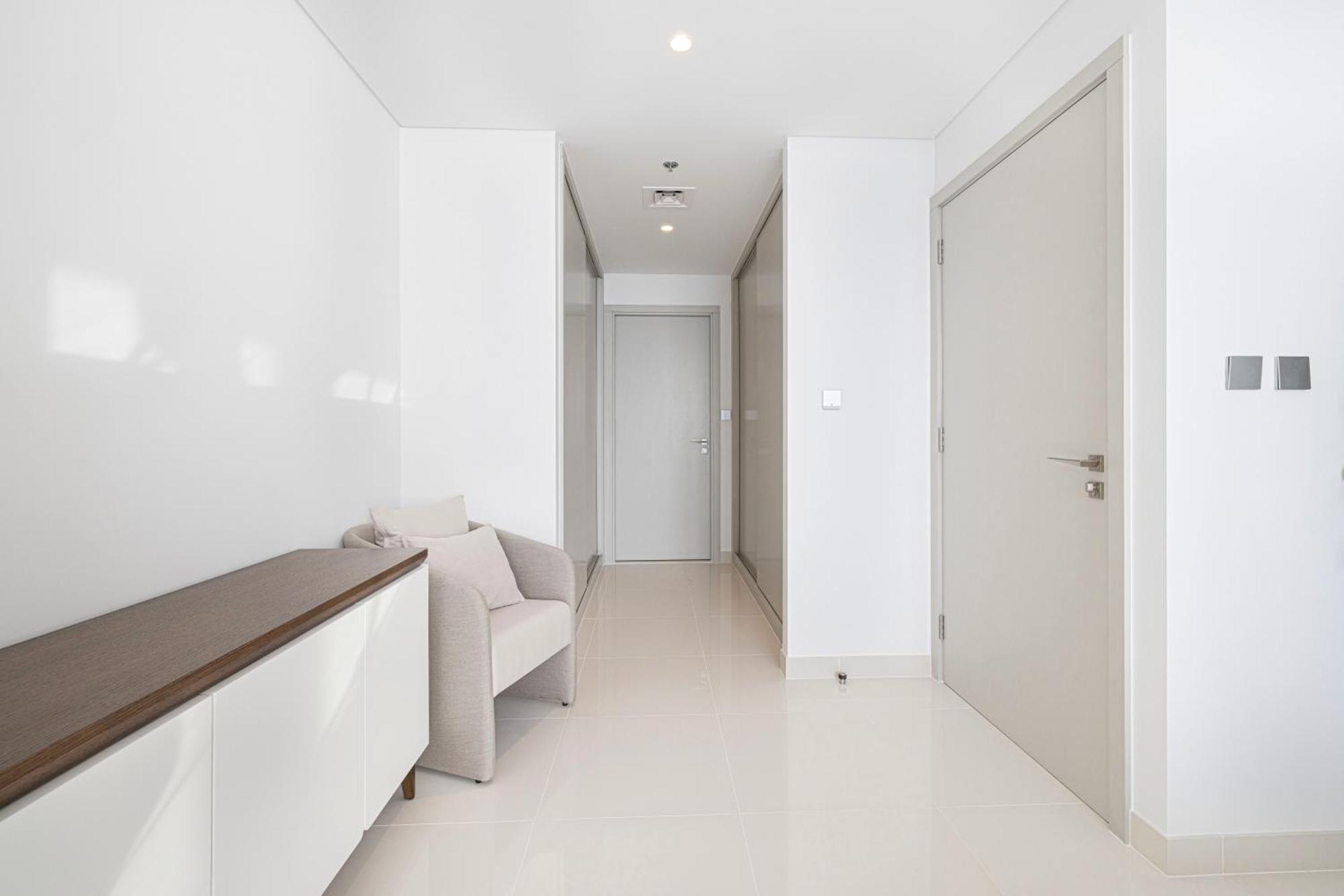 Lux Spacious 1 Bedroom - Beachfront And Seaview * Dubai