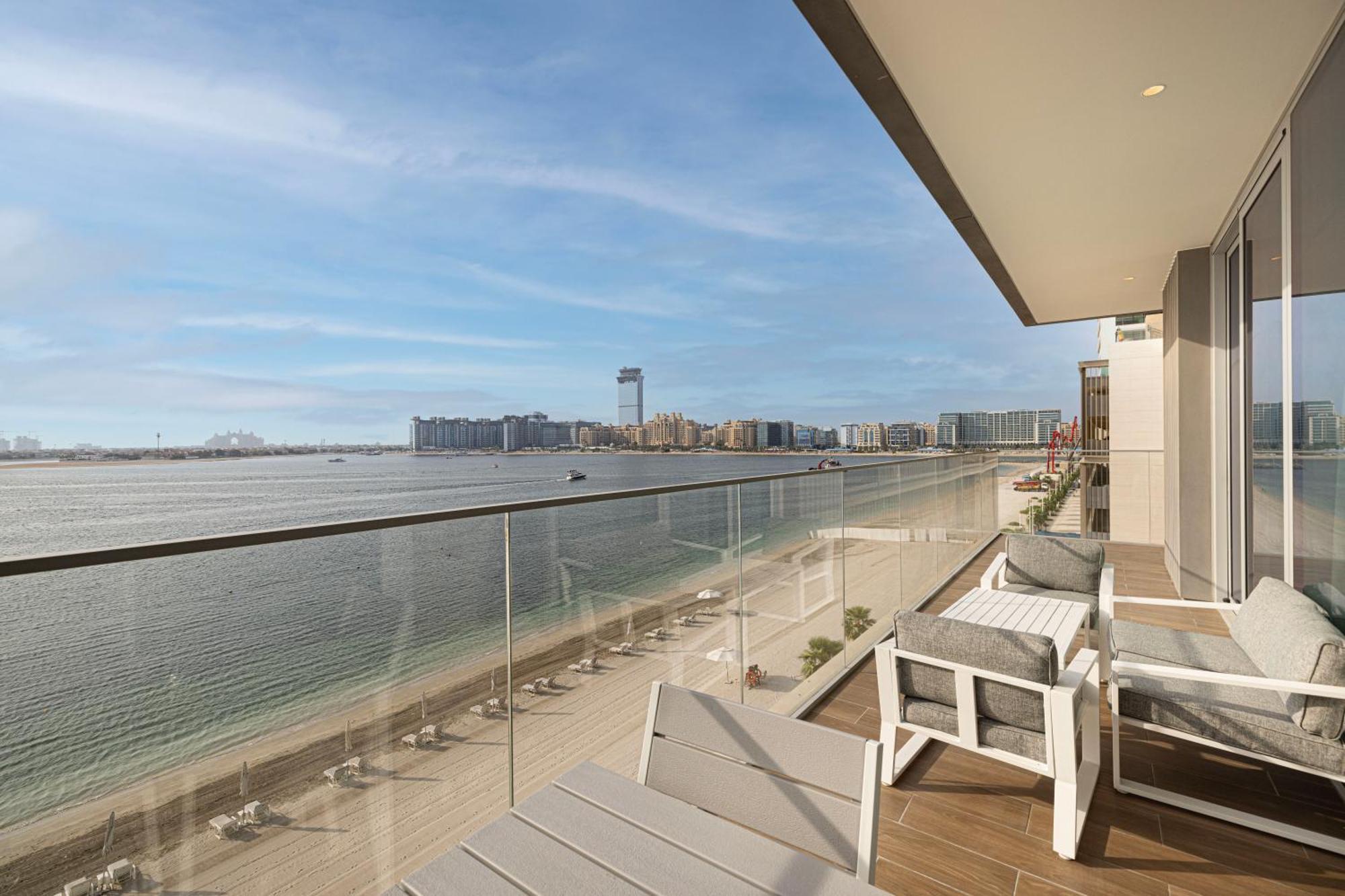 Aparthotel Lux Spacious 1 Bedroom - Beachfront And Seaview
