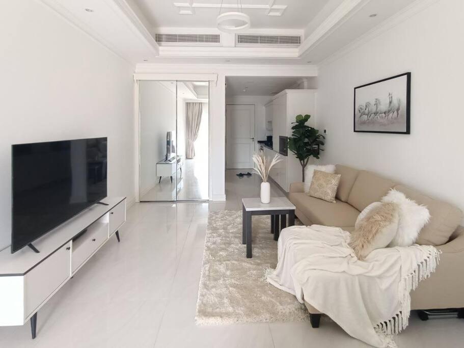 Apartment Elegance Vincetor Palecio Dubai