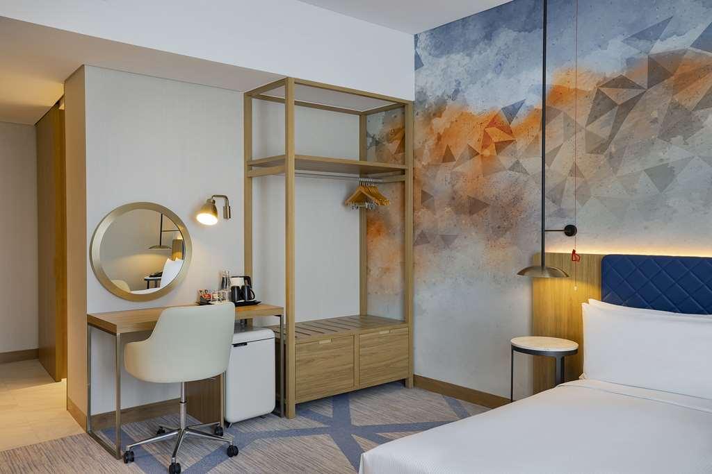 Hilton Garden Business Bay