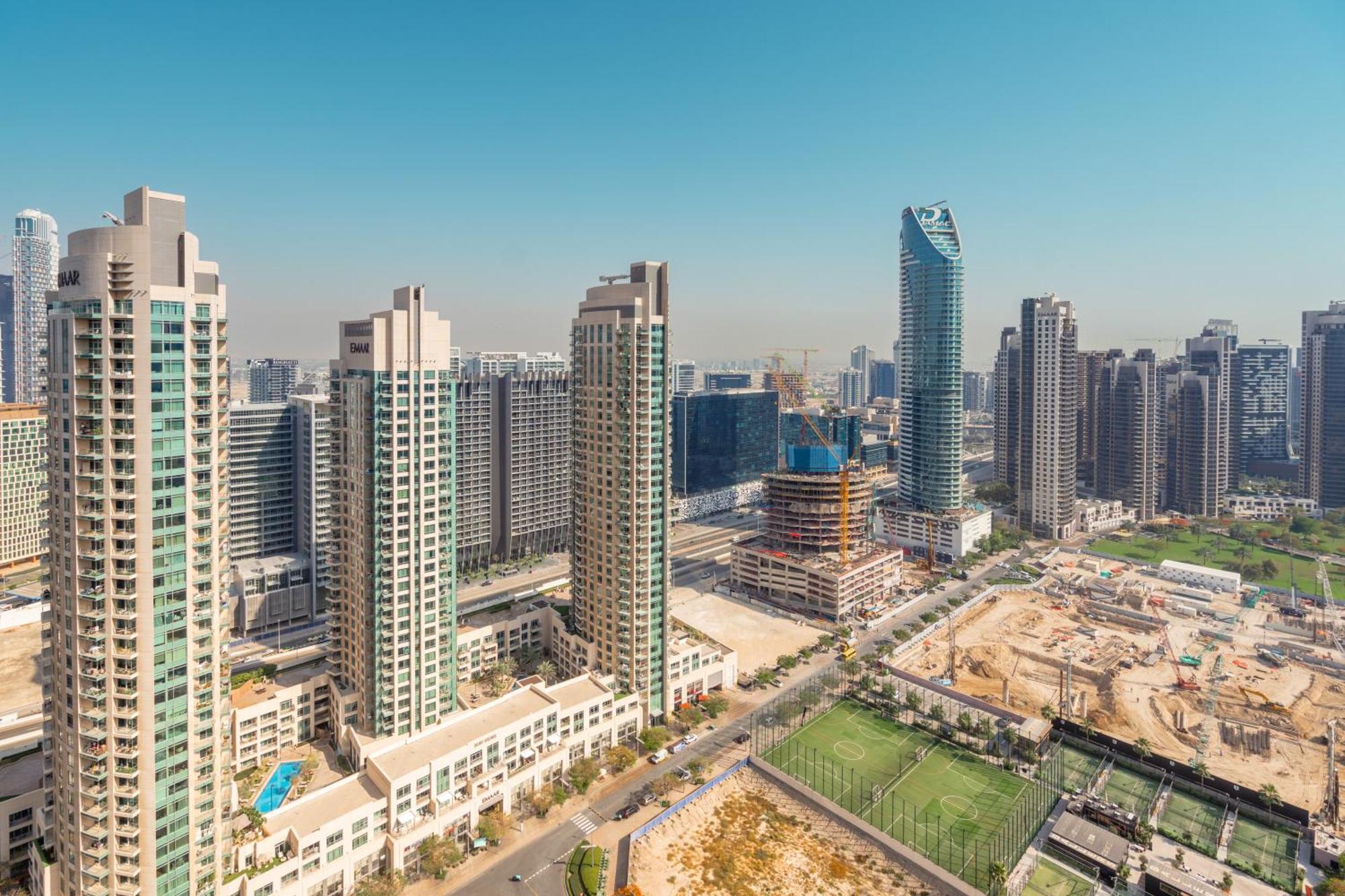 Prime Retreats @ Burj Royale By Emaar Daire