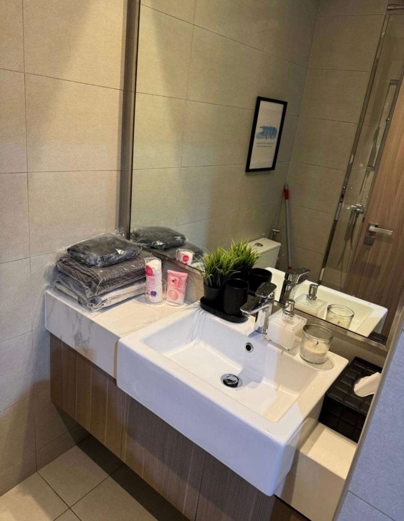 Chic Apartment, Maydan Riviera