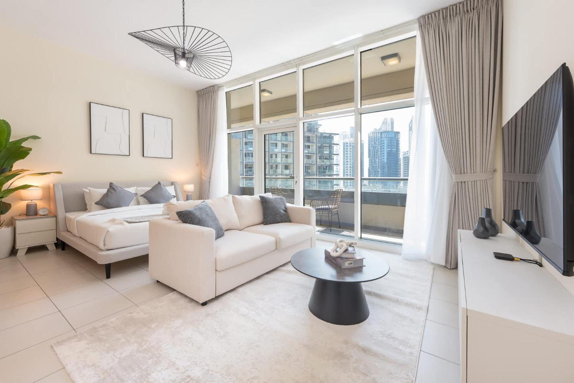 Minimalist And Modern In Business Bay Daire