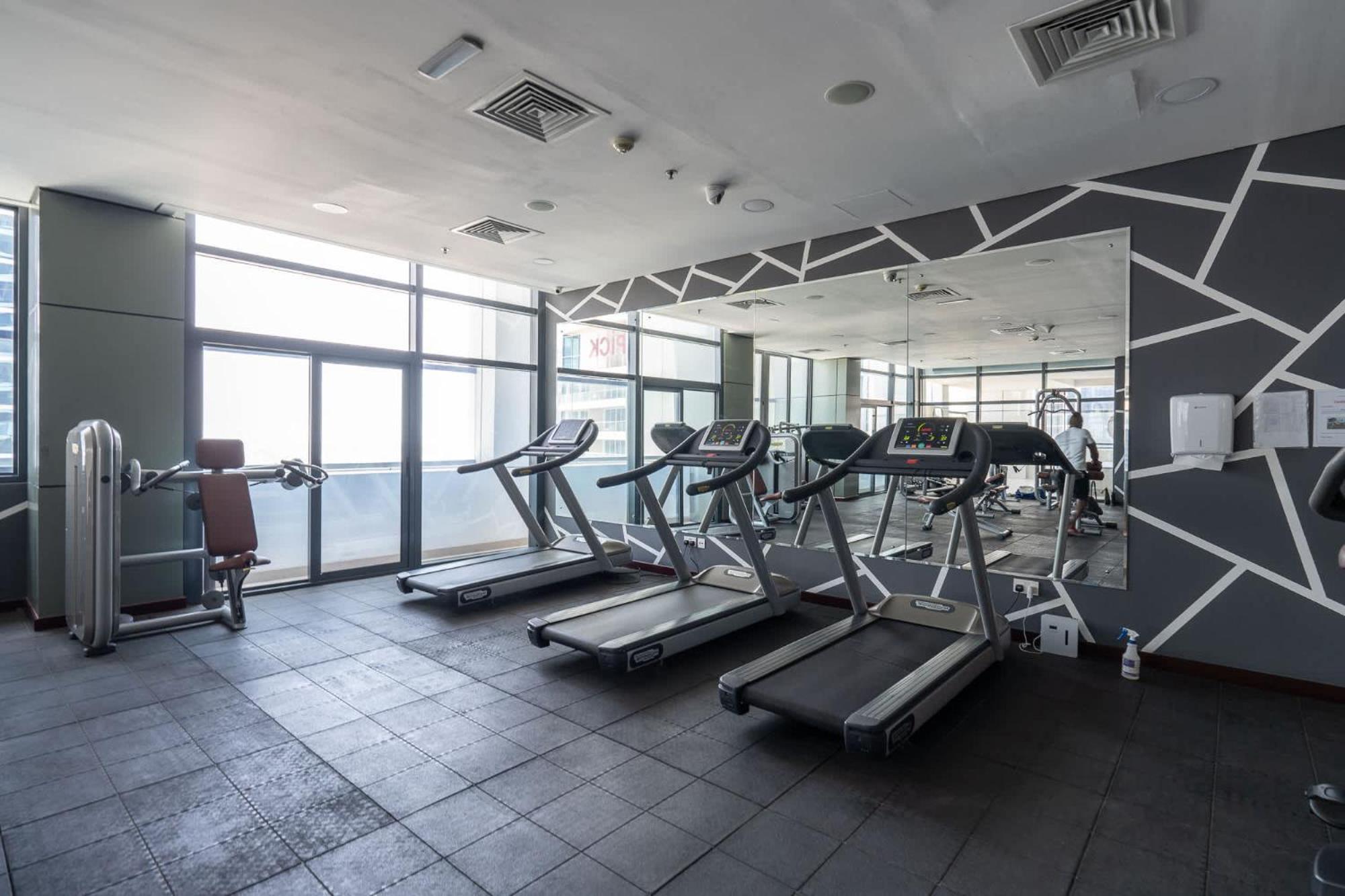 Stunning 1-bedroom Perfect For 4 In Lakeside * Dubai