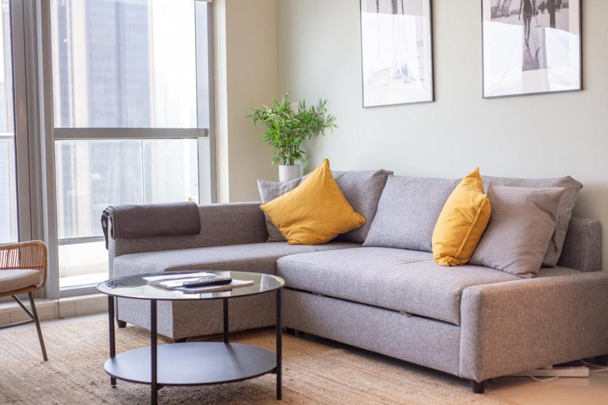 Apartment Warm And Airy 1-bedroom With Exceptional Views In Marina