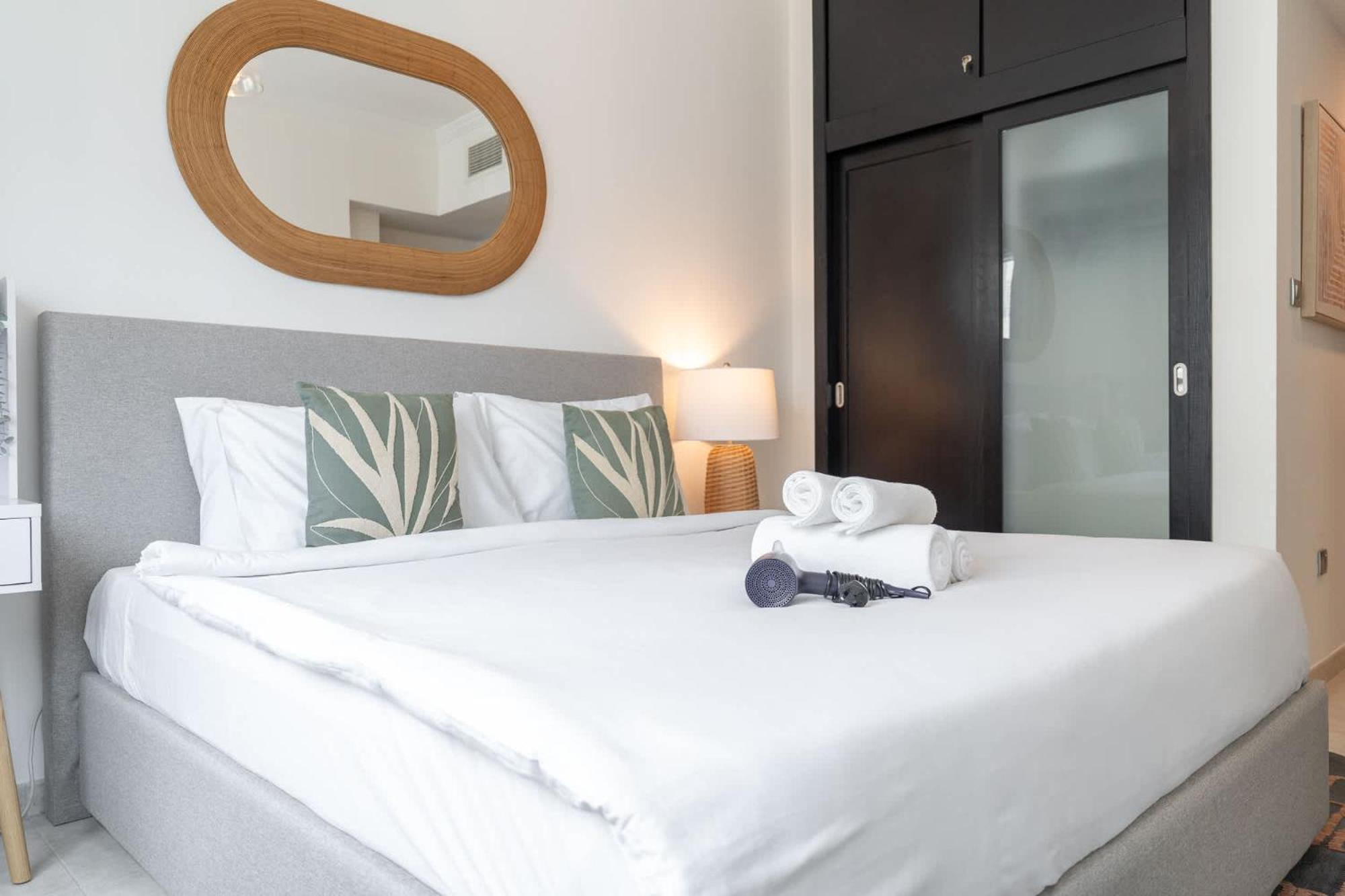 Classy 1bedroom In Marina Apartment Dubai