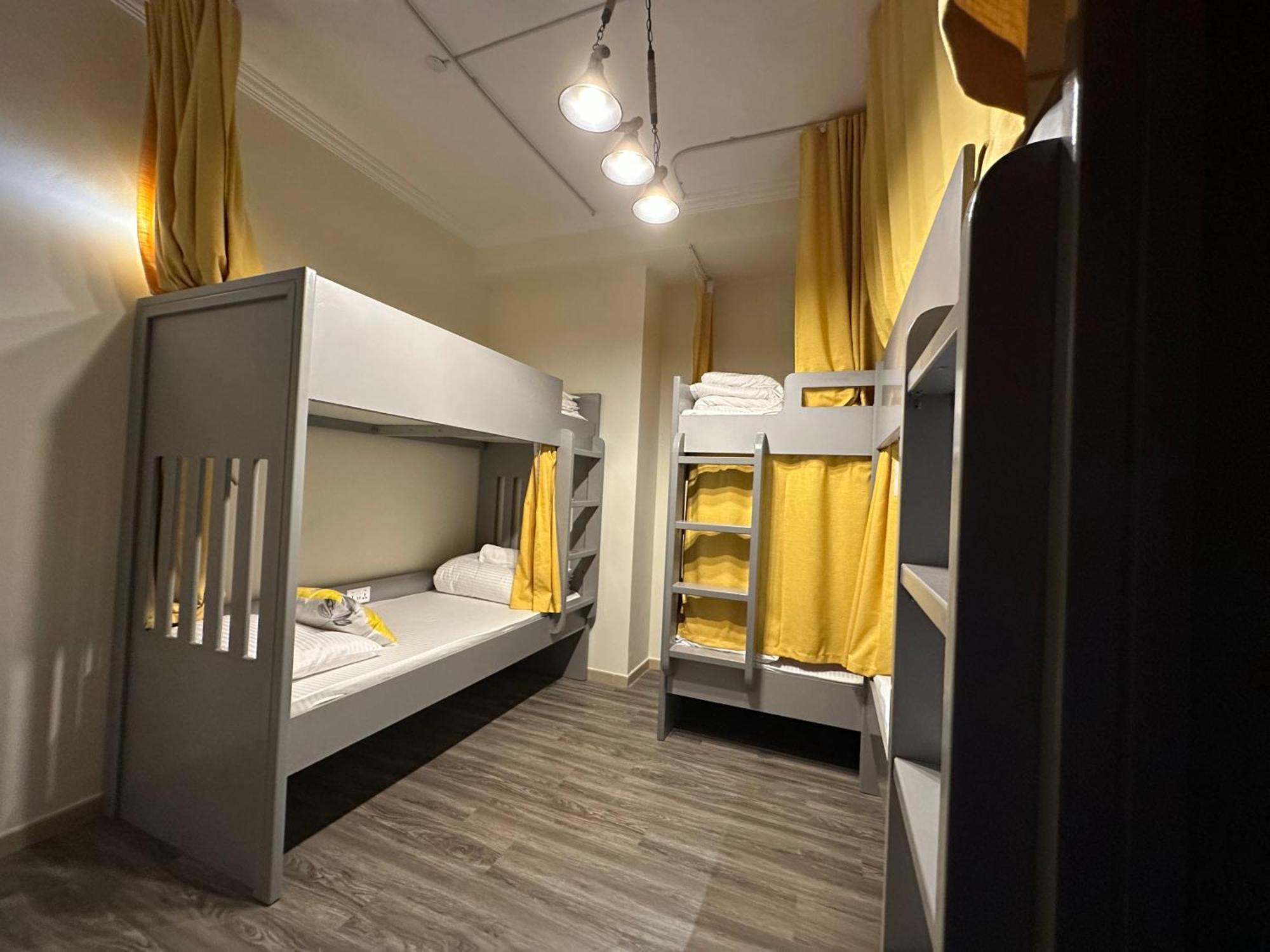 Route 66 Capsule hotel *