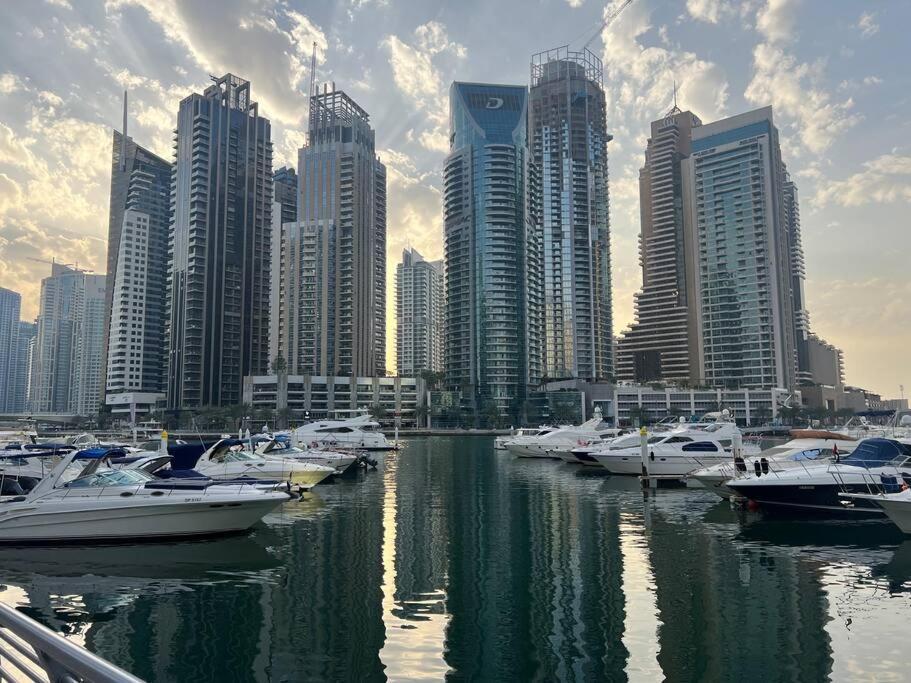Apartment Opp And Club, Next To Marina Walk, Luxury *