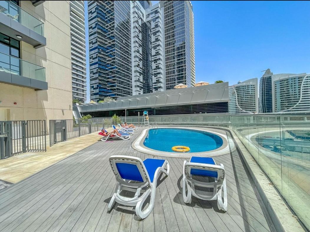 Sophisticated 1br Near Burj Khalifa Dubai