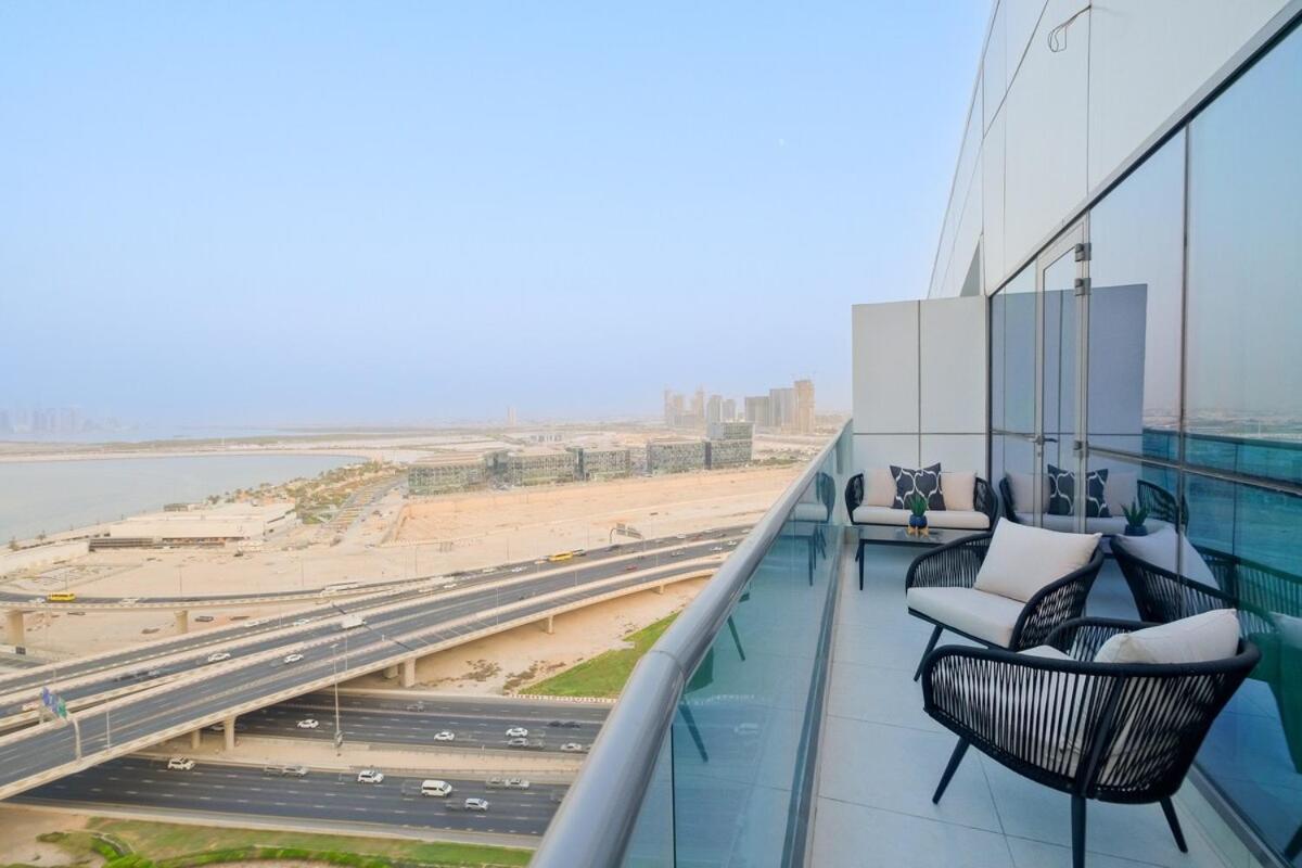 Serene 1-bedroom For 4 In Business Bay Apartment *