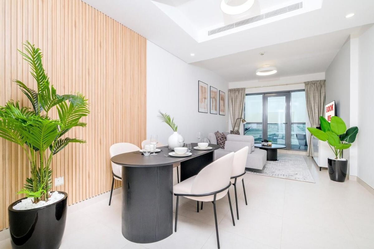 Serene 1-bedroom For 4 In Business Bay