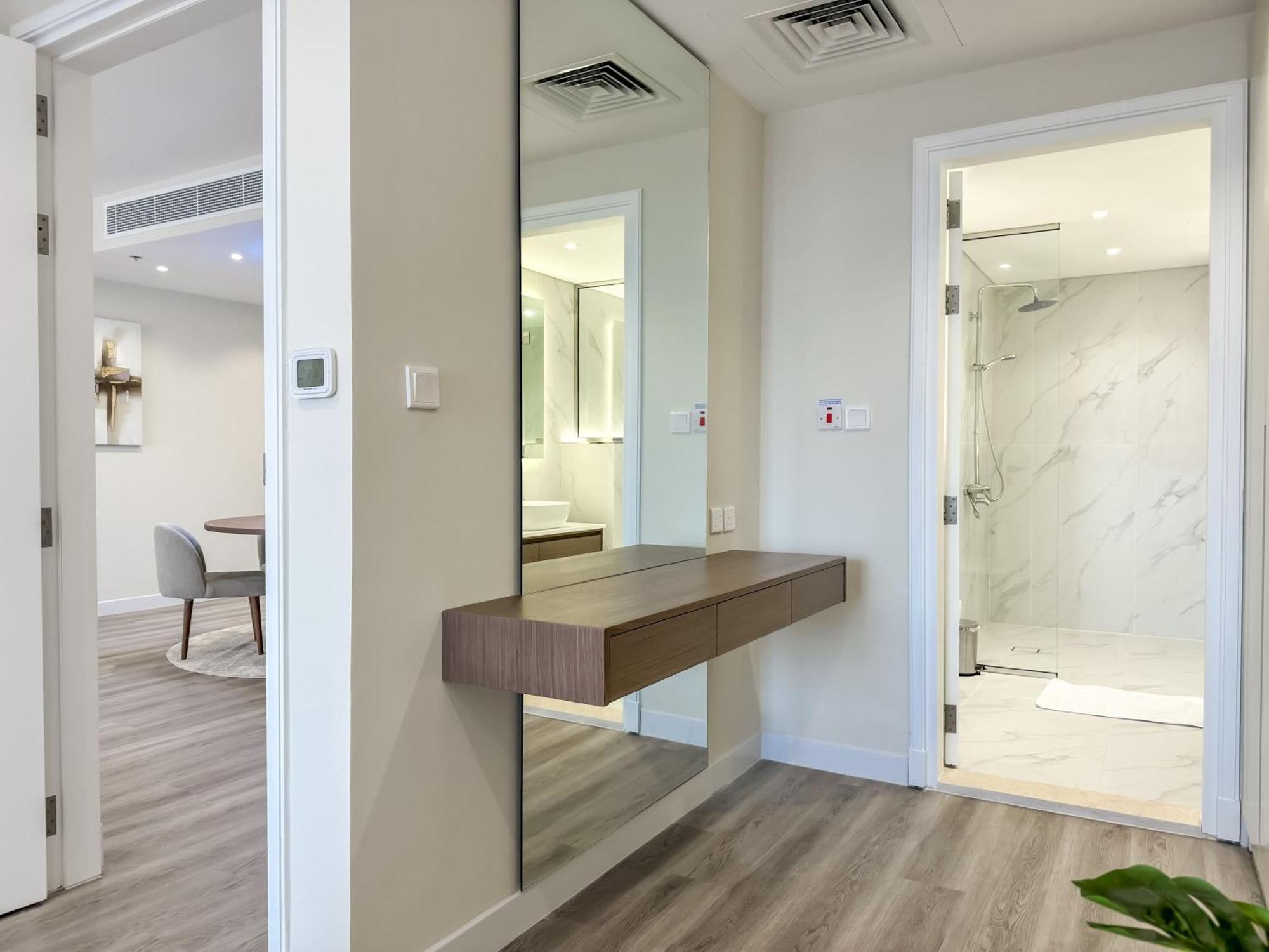 Apartment Upgraded 2br - Beachfront - 5 Star *