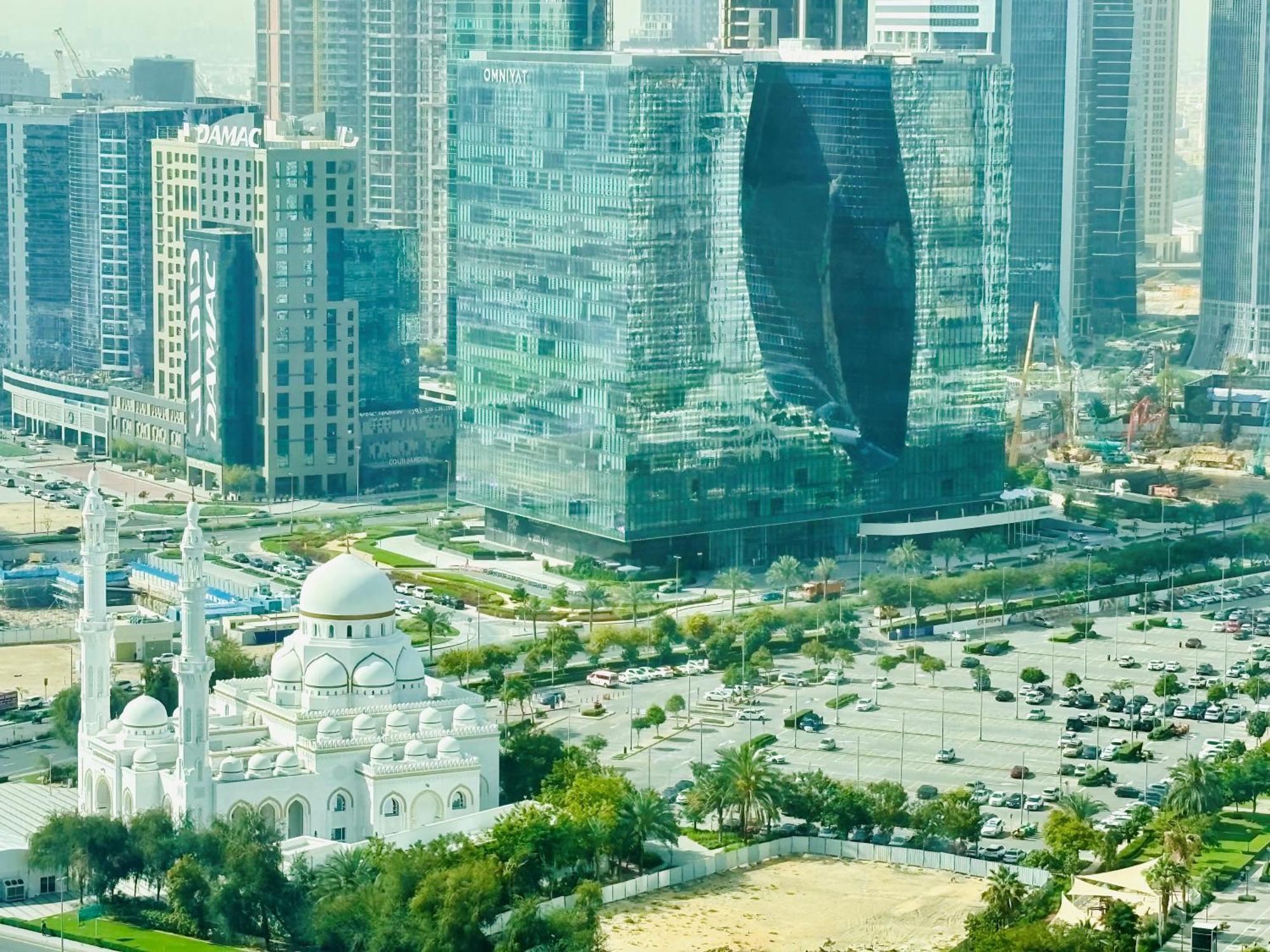 Stylish Downtown Retreat, Burj Crown, Opera & Boulevard View Apartment *