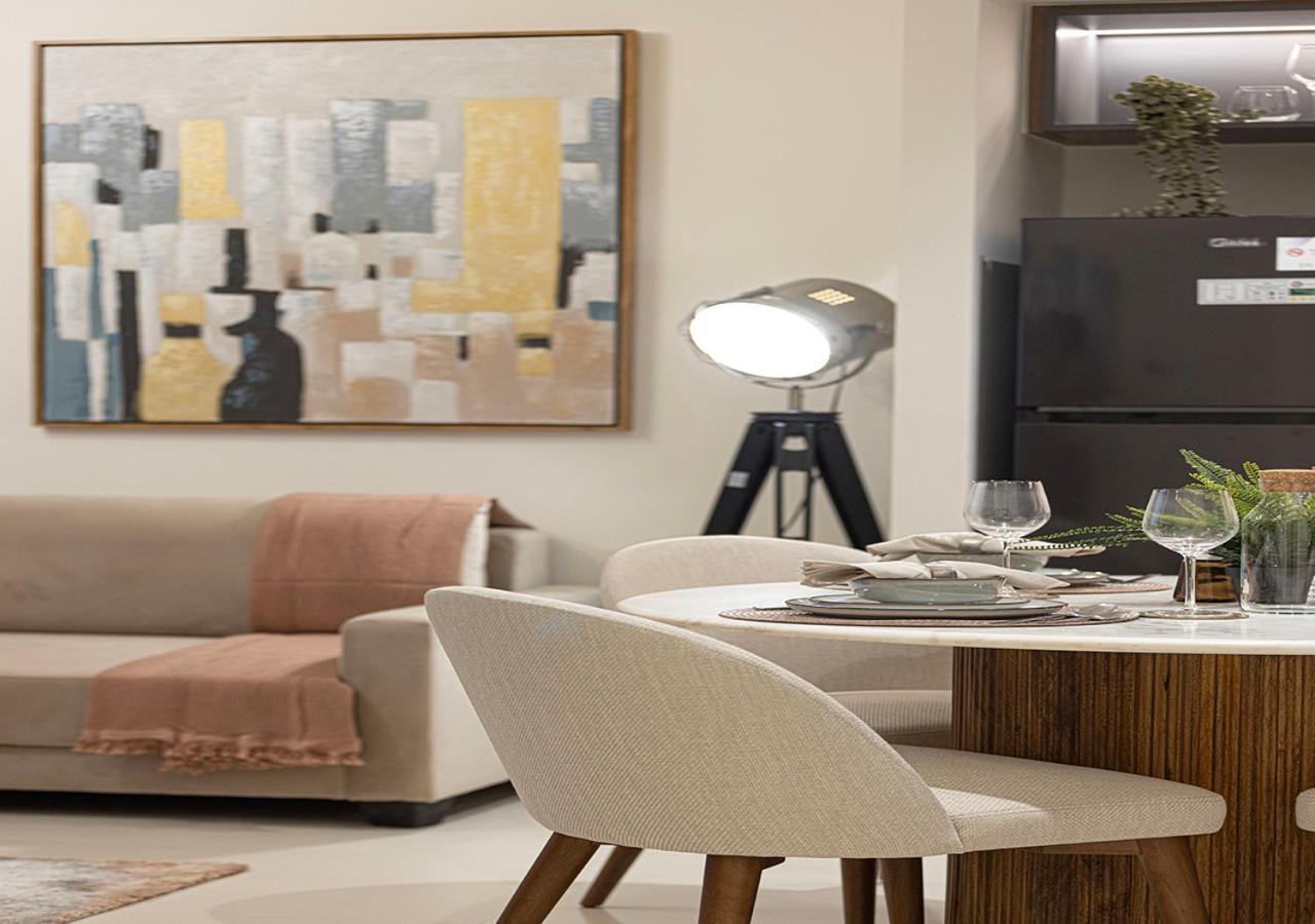 Stylish Downtown Retreat, Burj Crown, Opera & Boulevard View * Dubai