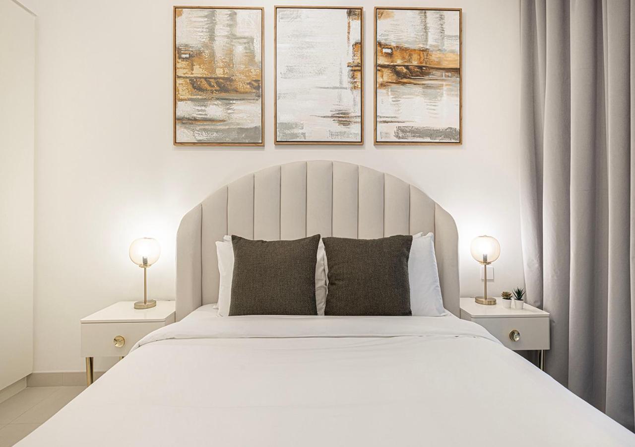 Stylish Downtown Retreat, Burj Crown, Opera & Boulevard View *
