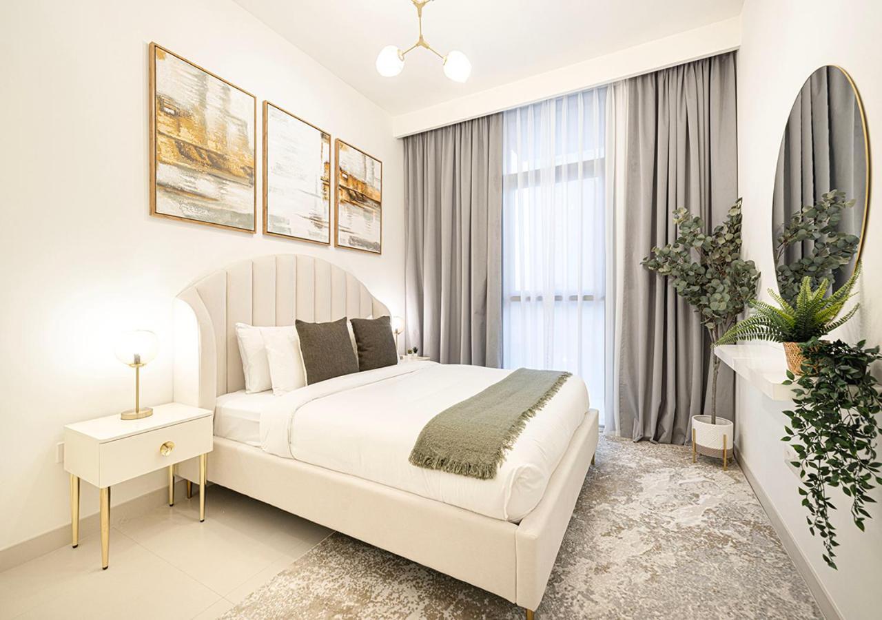 Stylish Downtown Retreat, Burj Crown, Opera & Boulevard View Apartment Dubai
