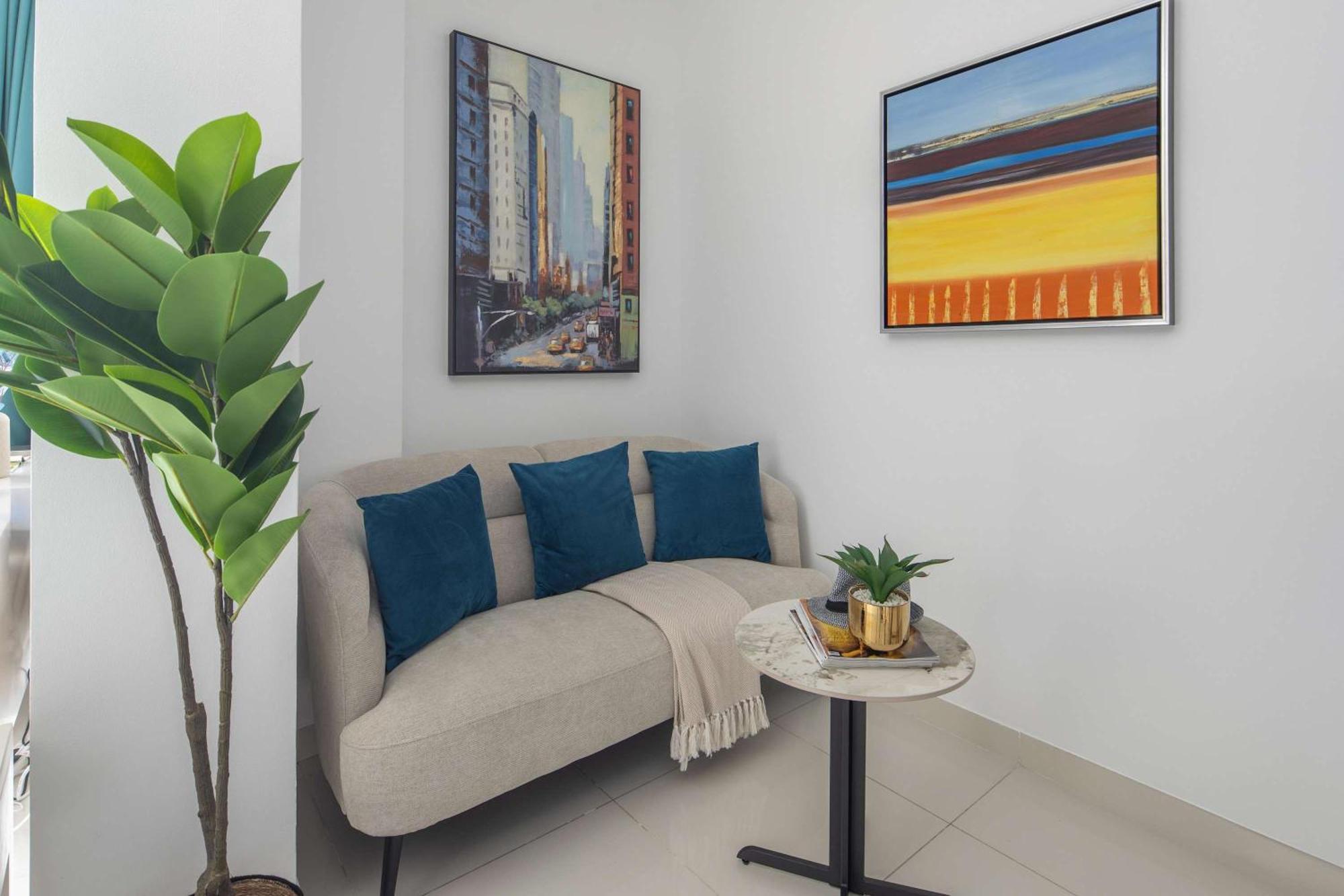 Frank Porter - Damac Cour Jardin