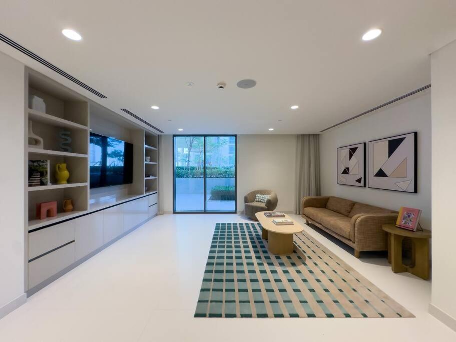 Apartment Coastal Chic 1 Bedroom W Private Dubai