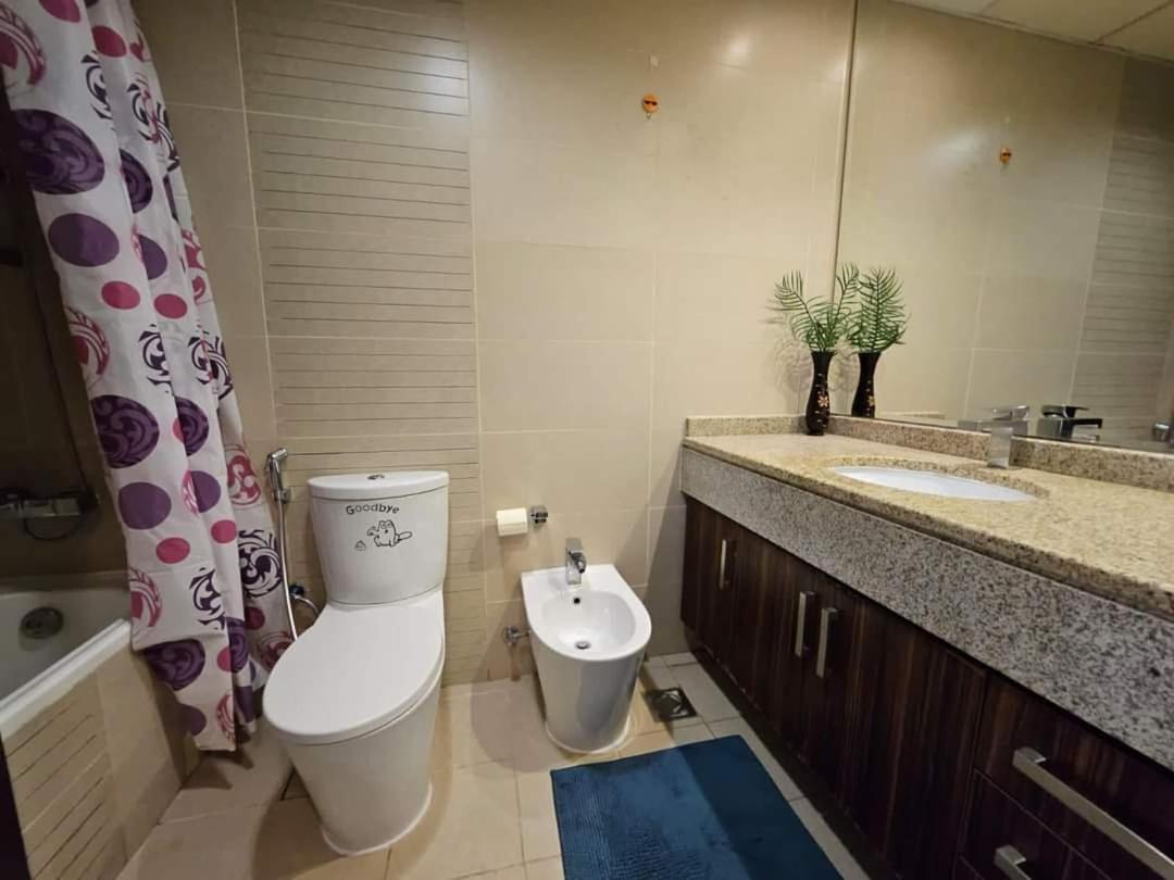 Apartment Stunning - High Floor - Canal View *