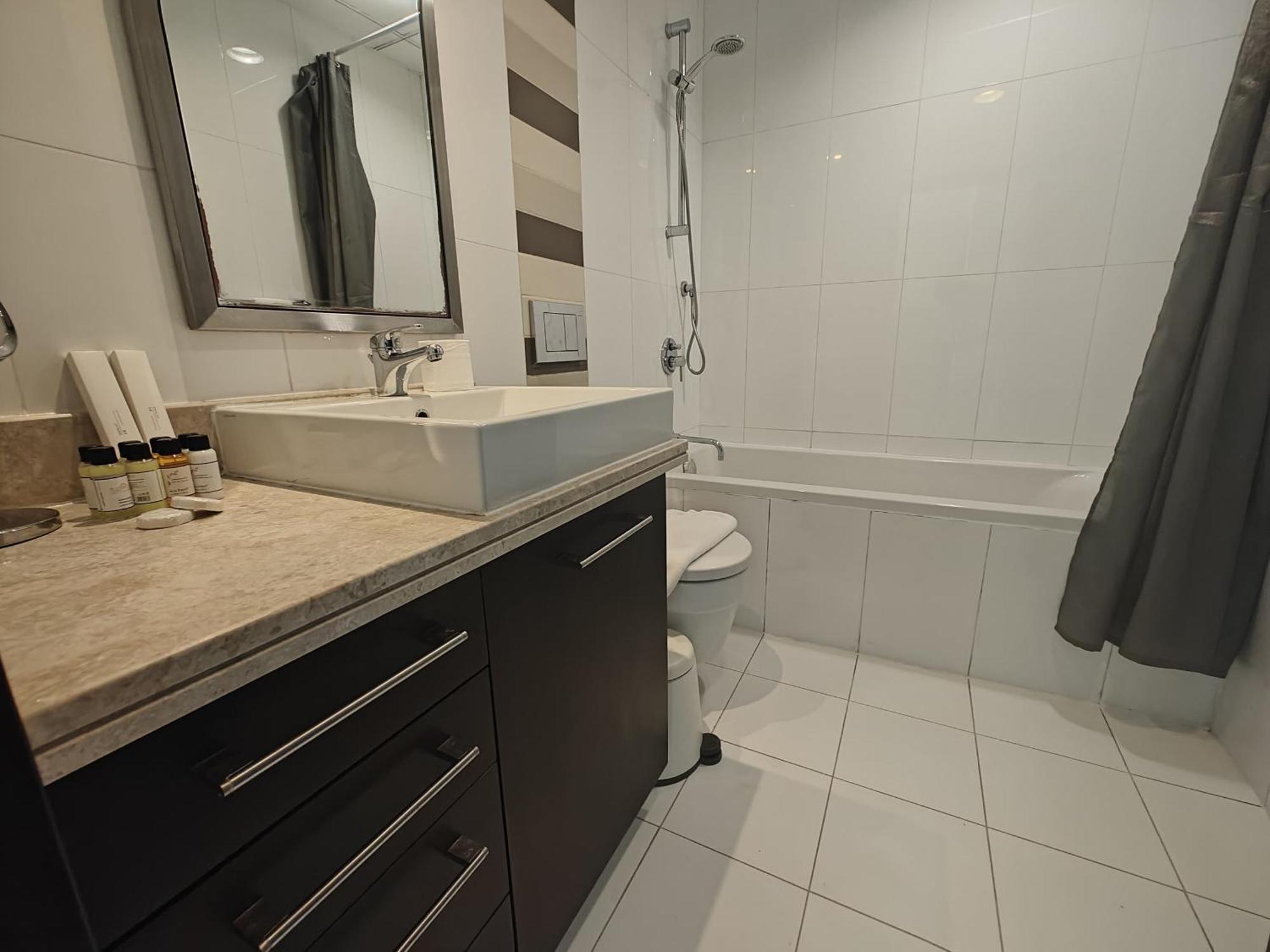 Sophisticated 1br With Burj Khalifa Views * Dubai