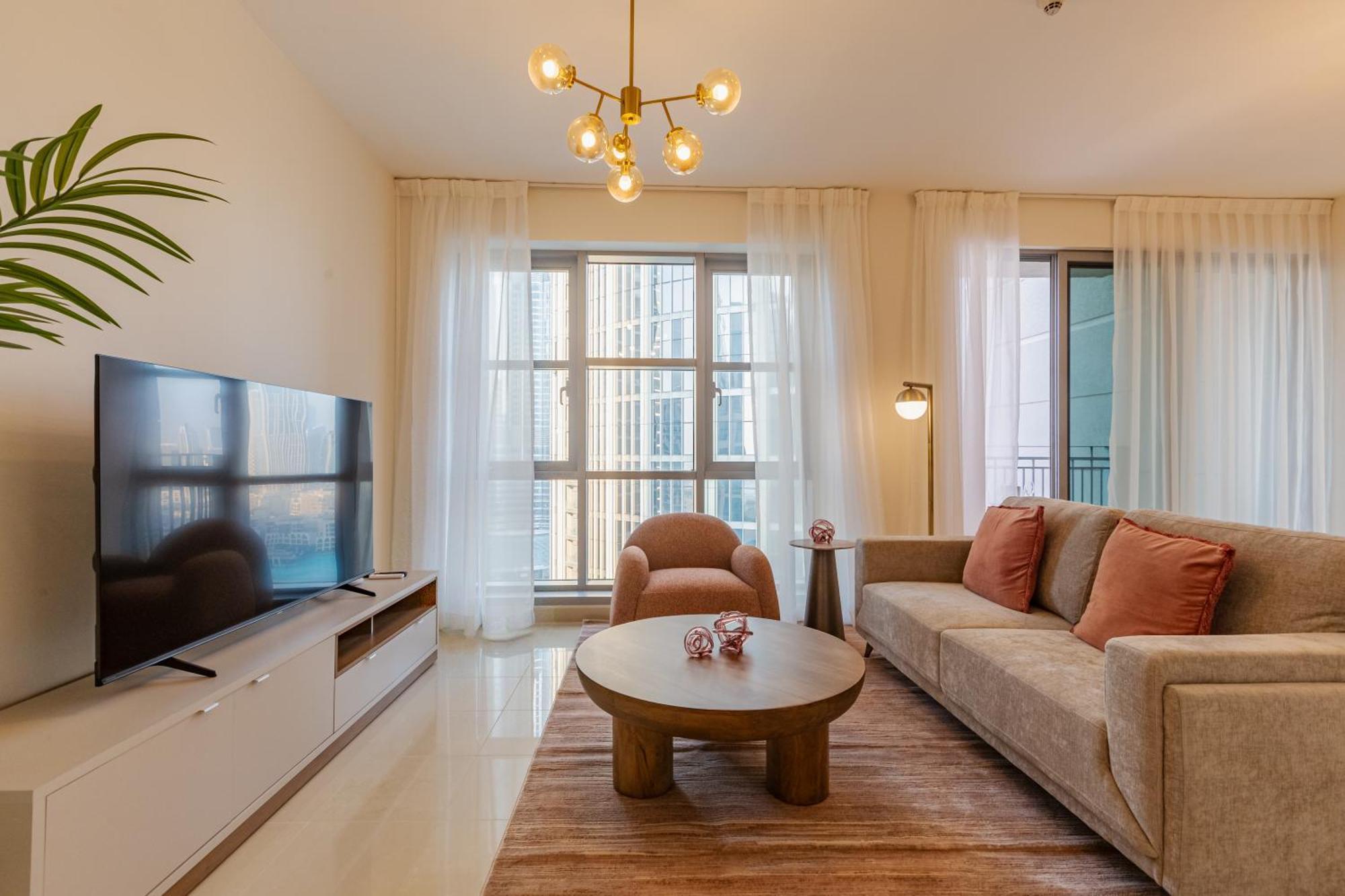 Apartment Downtown 2 Bedroom Burj Khalifa & Fountains Views 8 Min From Mall Dubai