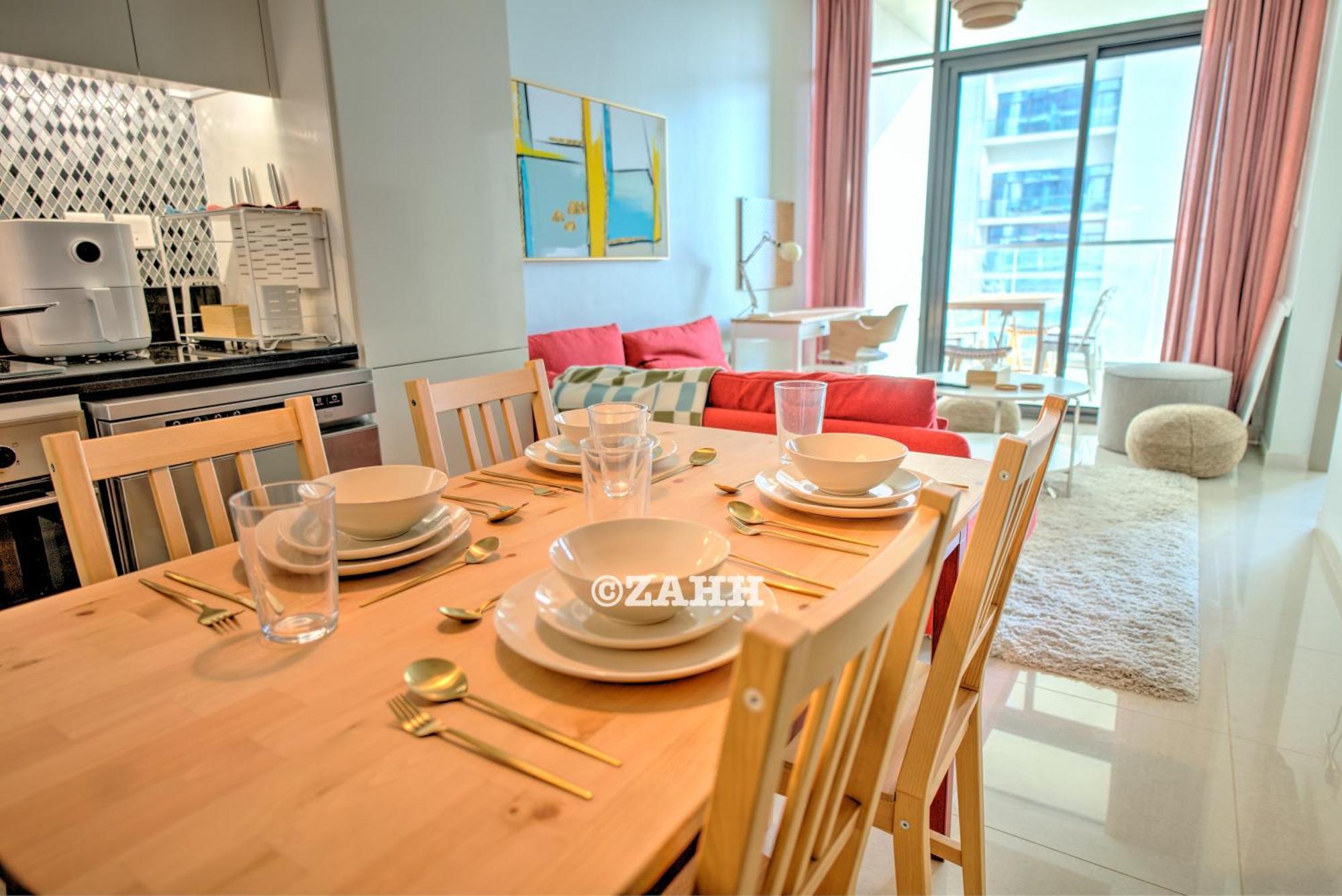 Business Bay Chic Apartment Dubai