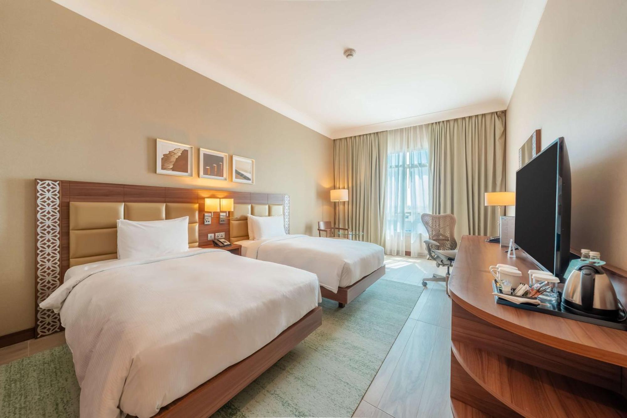 Hilton Garden Jumeirah 4*