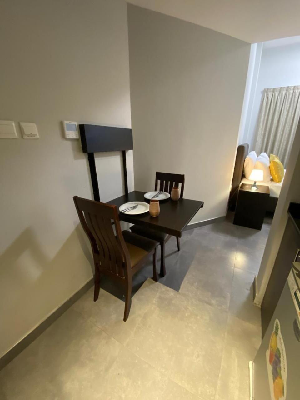 Ista Llc Apartment Dubai