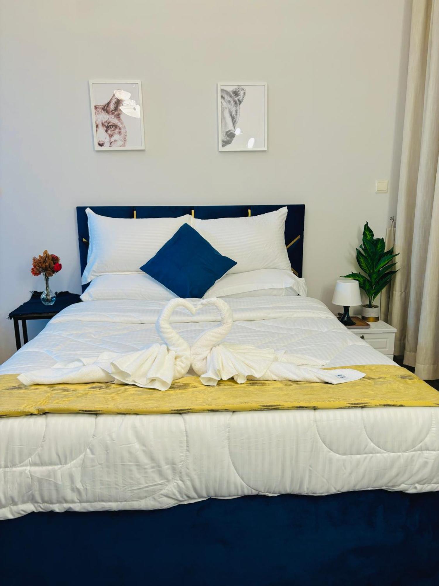 Stunning With Rooftop Pool, Balcony & Gym Apartamento