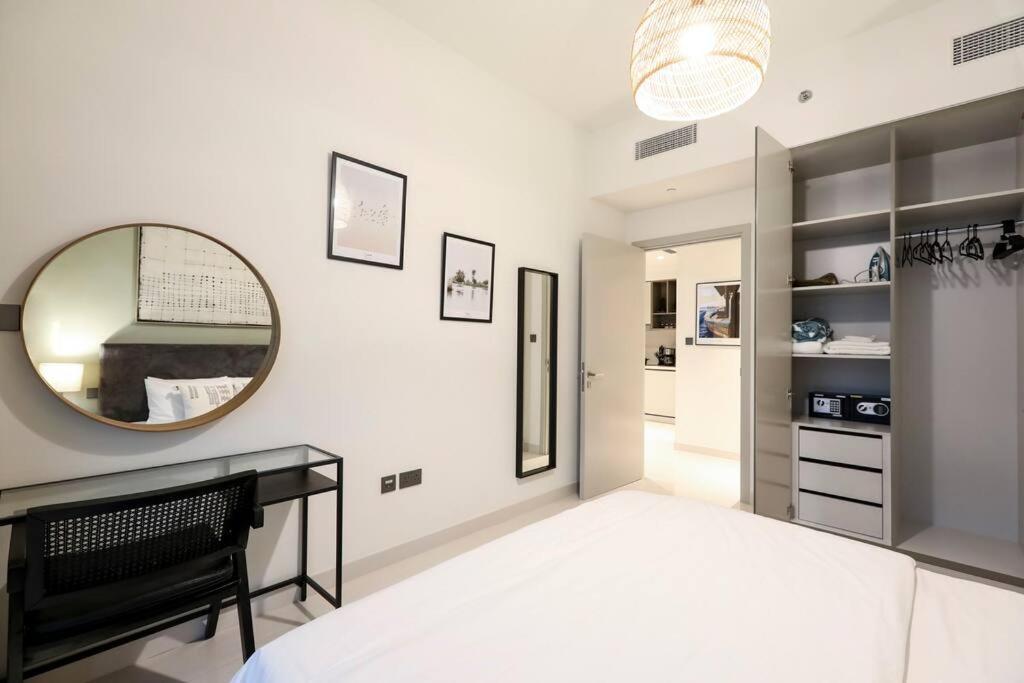 1br Beachfront With Sun Loungers At Palm Jumeirah