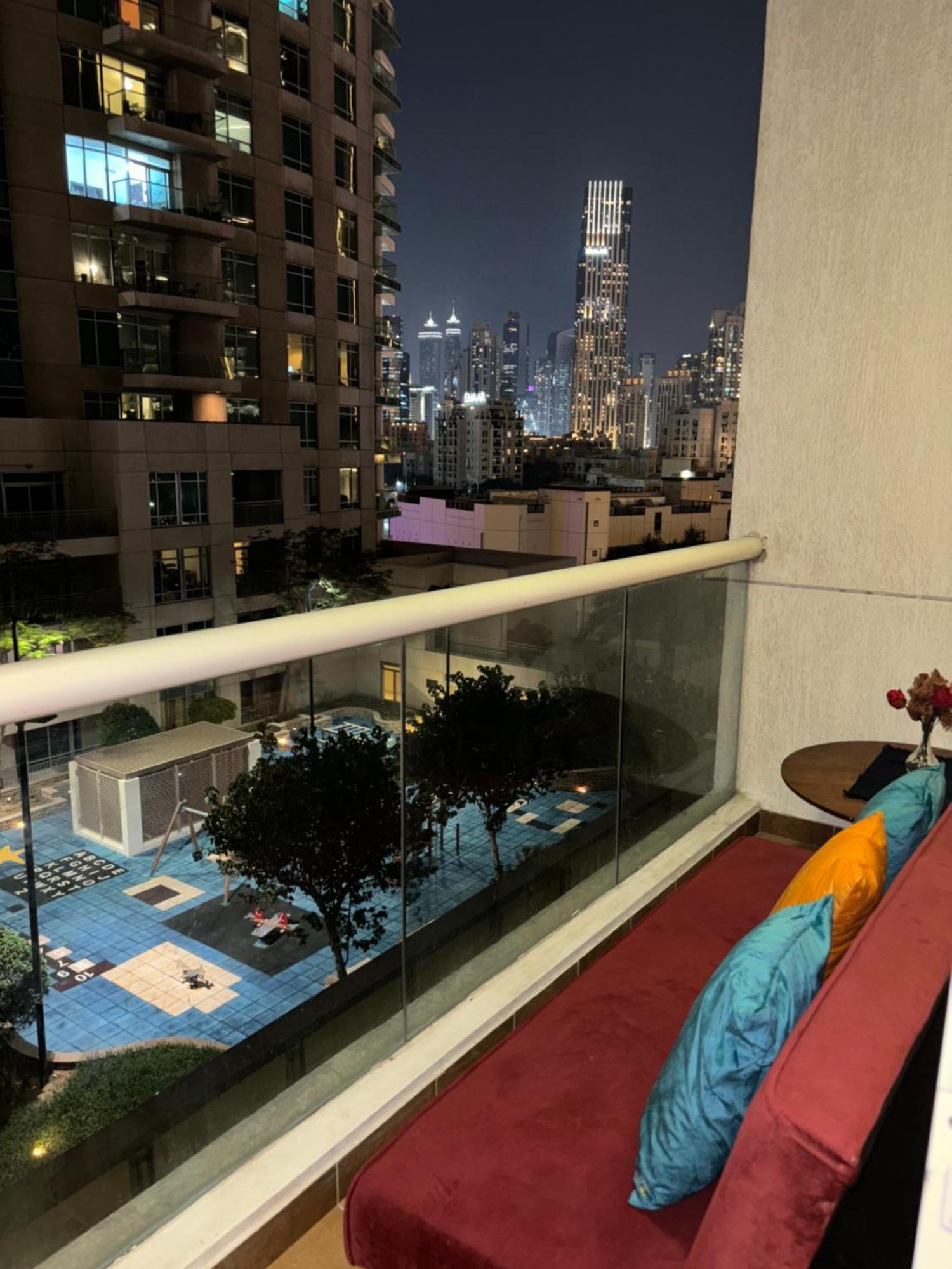 Apartamento Stunning With Rooftop Pool, Balcony & Gym Dubai