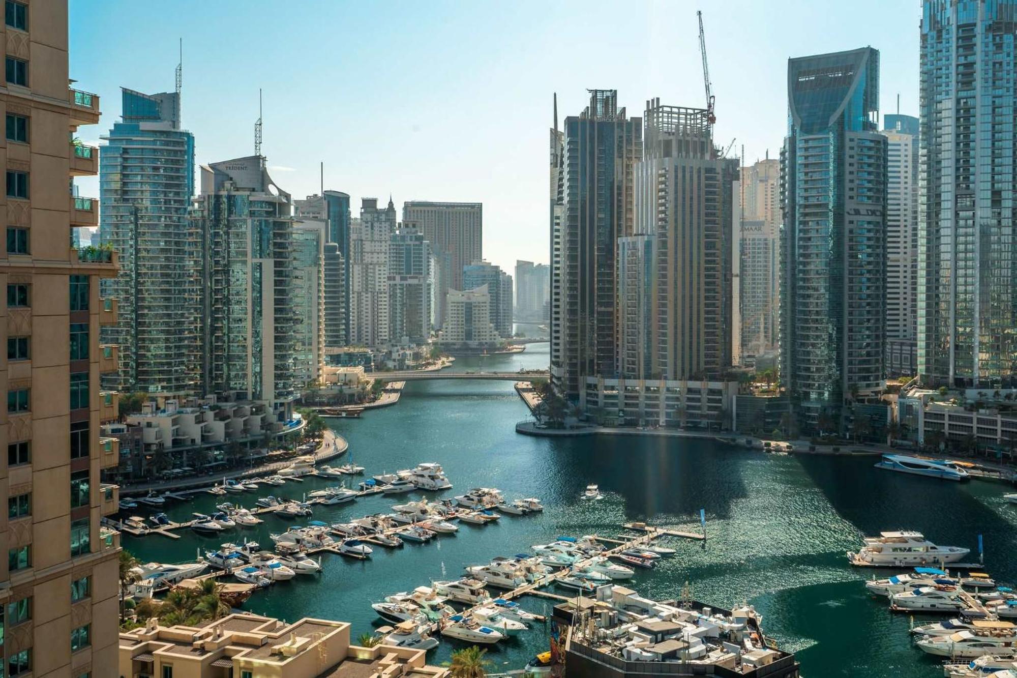 Silkhaus Chic 3bdr & Maid In Marina Dubai
