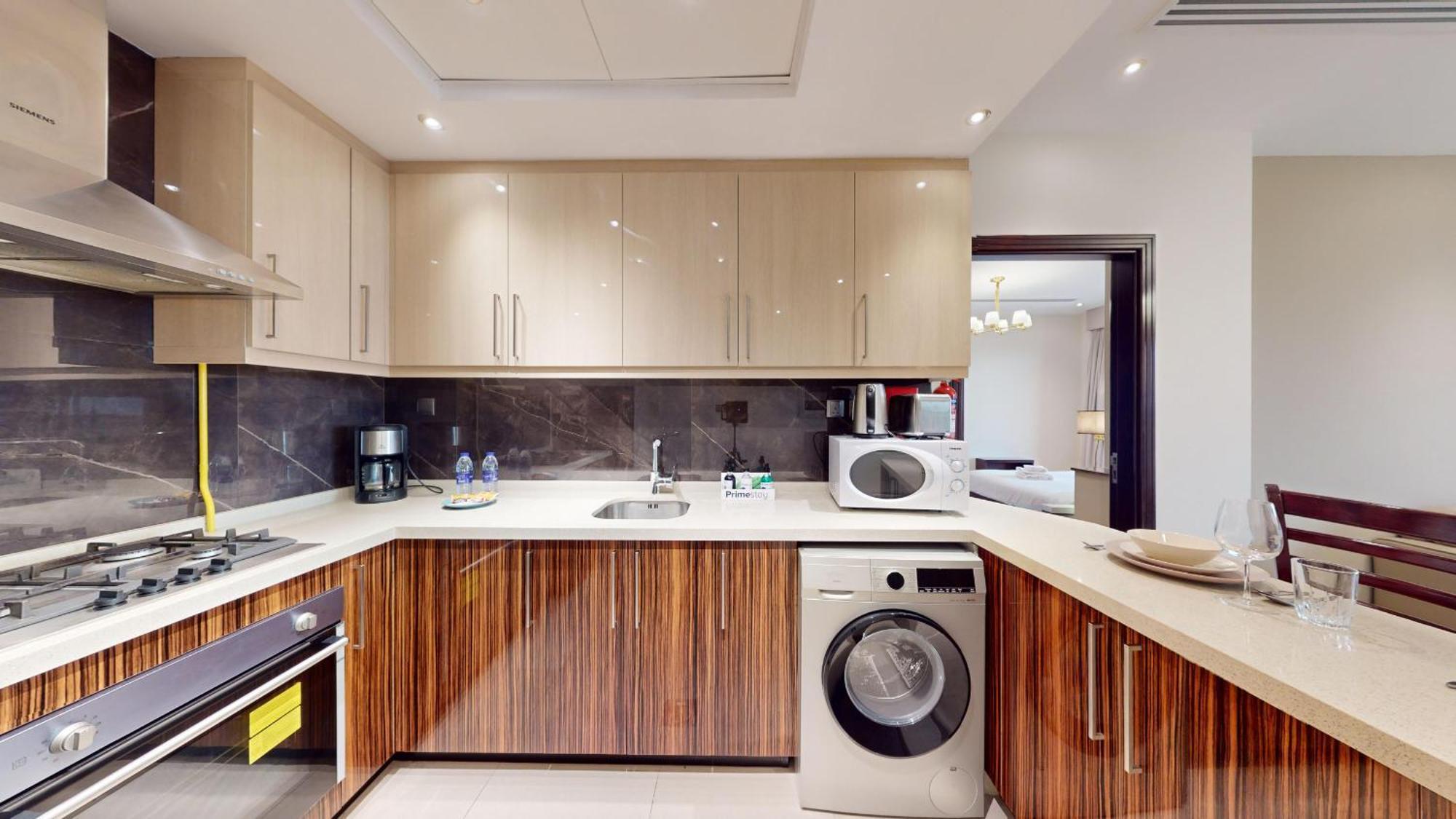 Primestay- 1br With Canal View Elite - Downtown Apartment Dubai