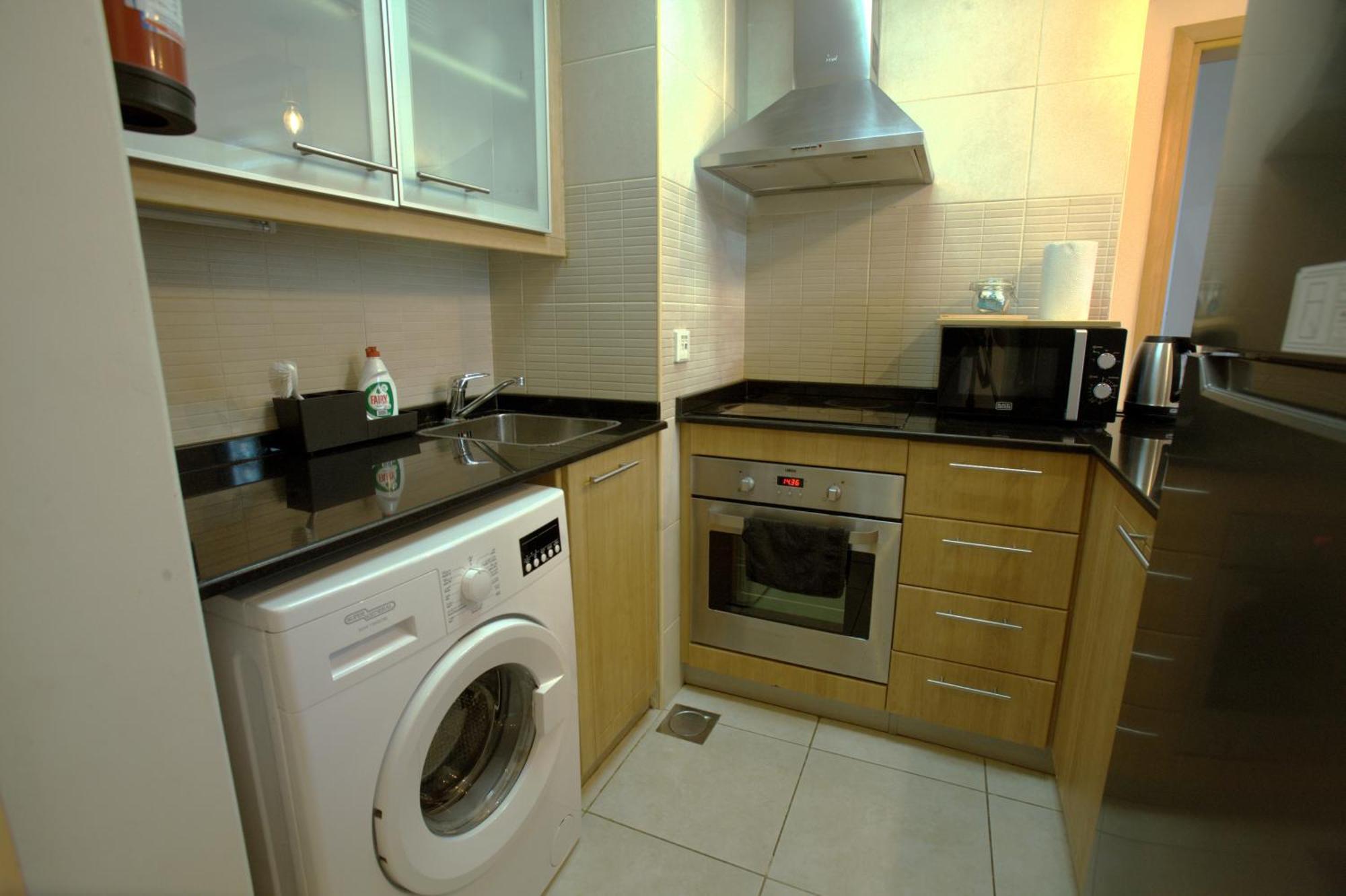 Your In Marina, One Bedroom Apartamento Dubai