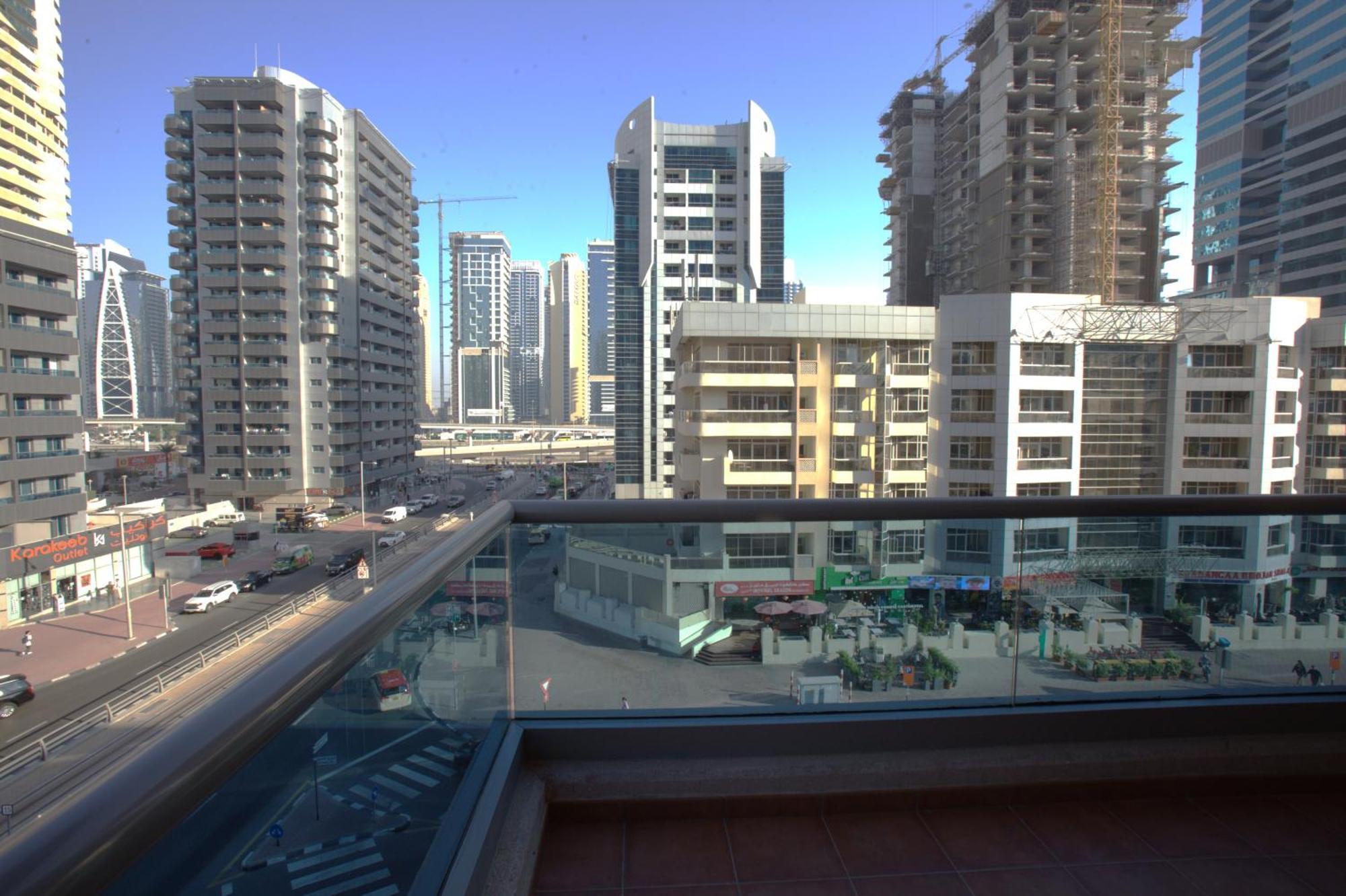 Your In Marina, One Bedroom Apartamento Dubai
