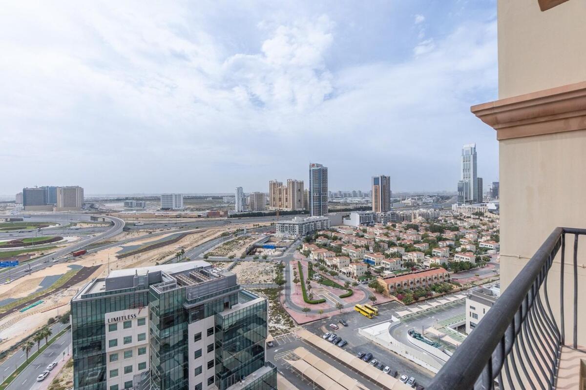 Charming 2-bedroom At Imperial Residences In Jvt Apartment *