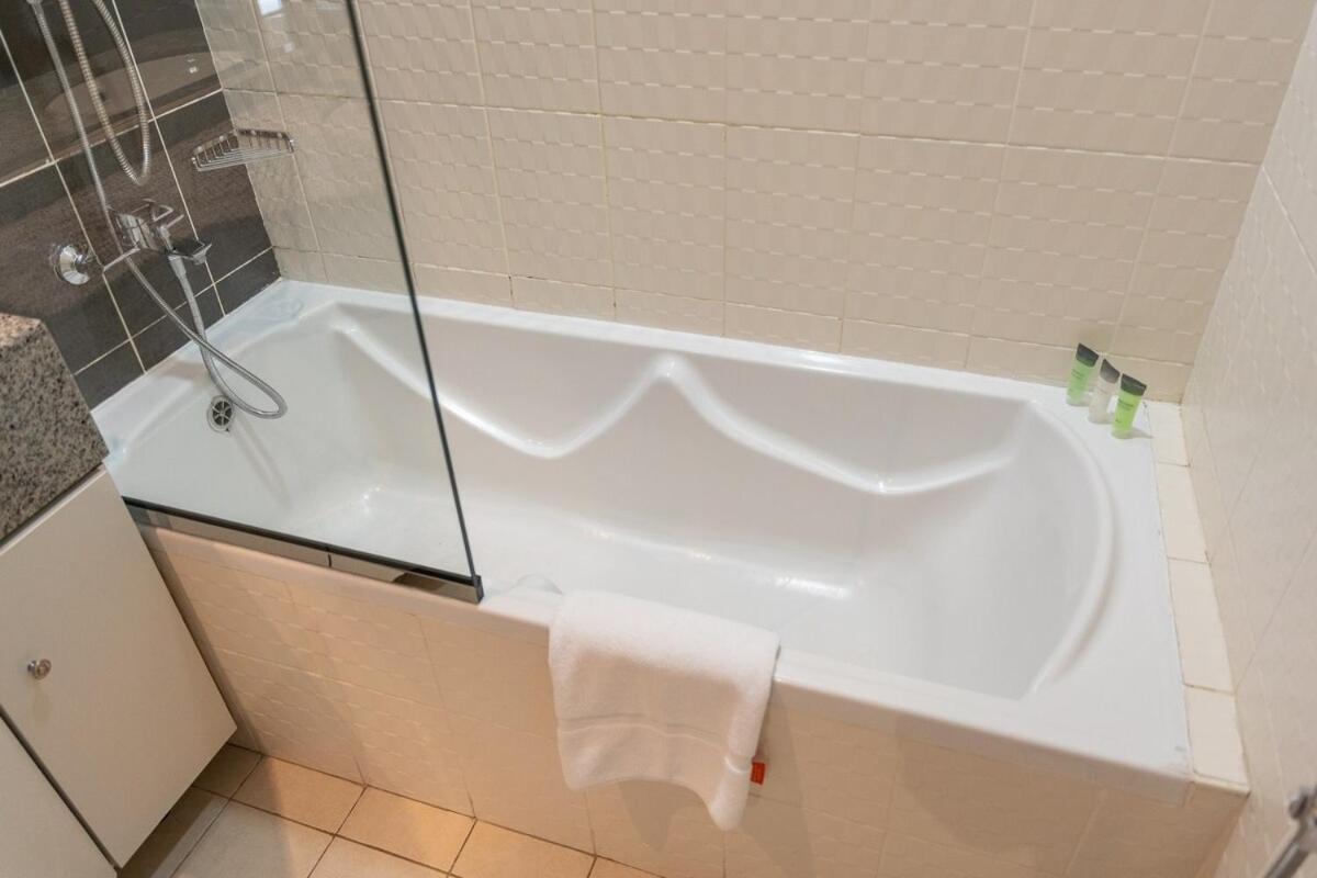 Charming 2-bedroom At Imperial Residences In Jvt Dubai