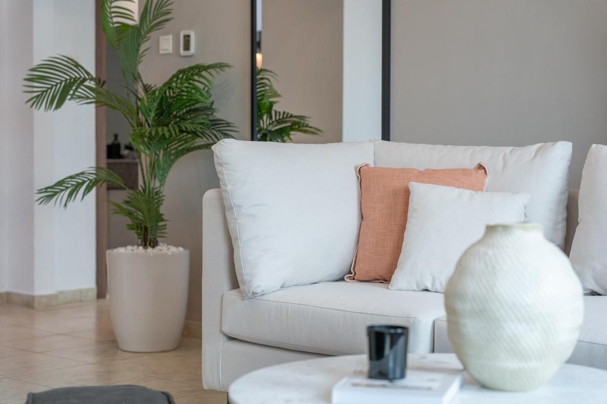 Apartment Charming 2-bedroom At Imperial Residences In Jvt *