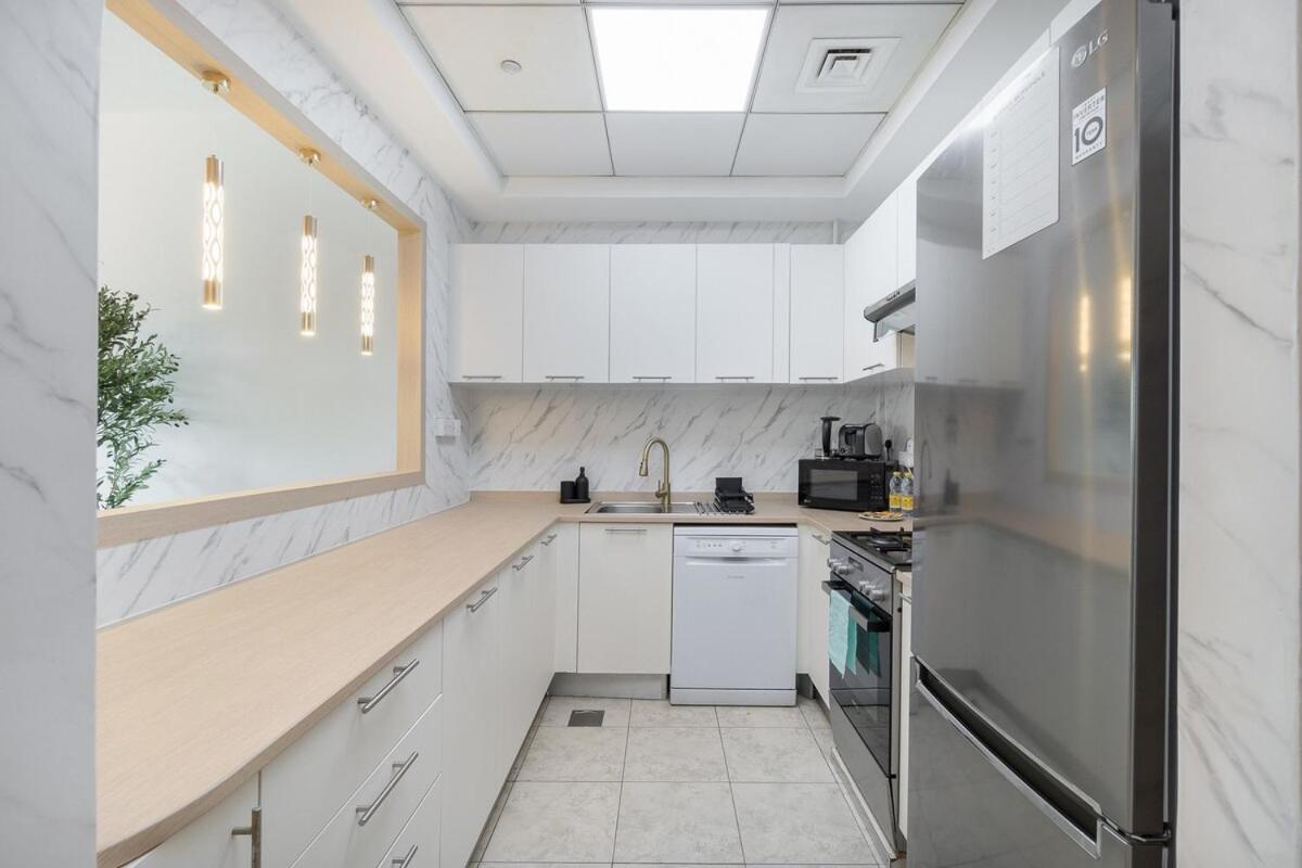 Apartment Charming 2-bedroom At Imperial Residences In Jvt *