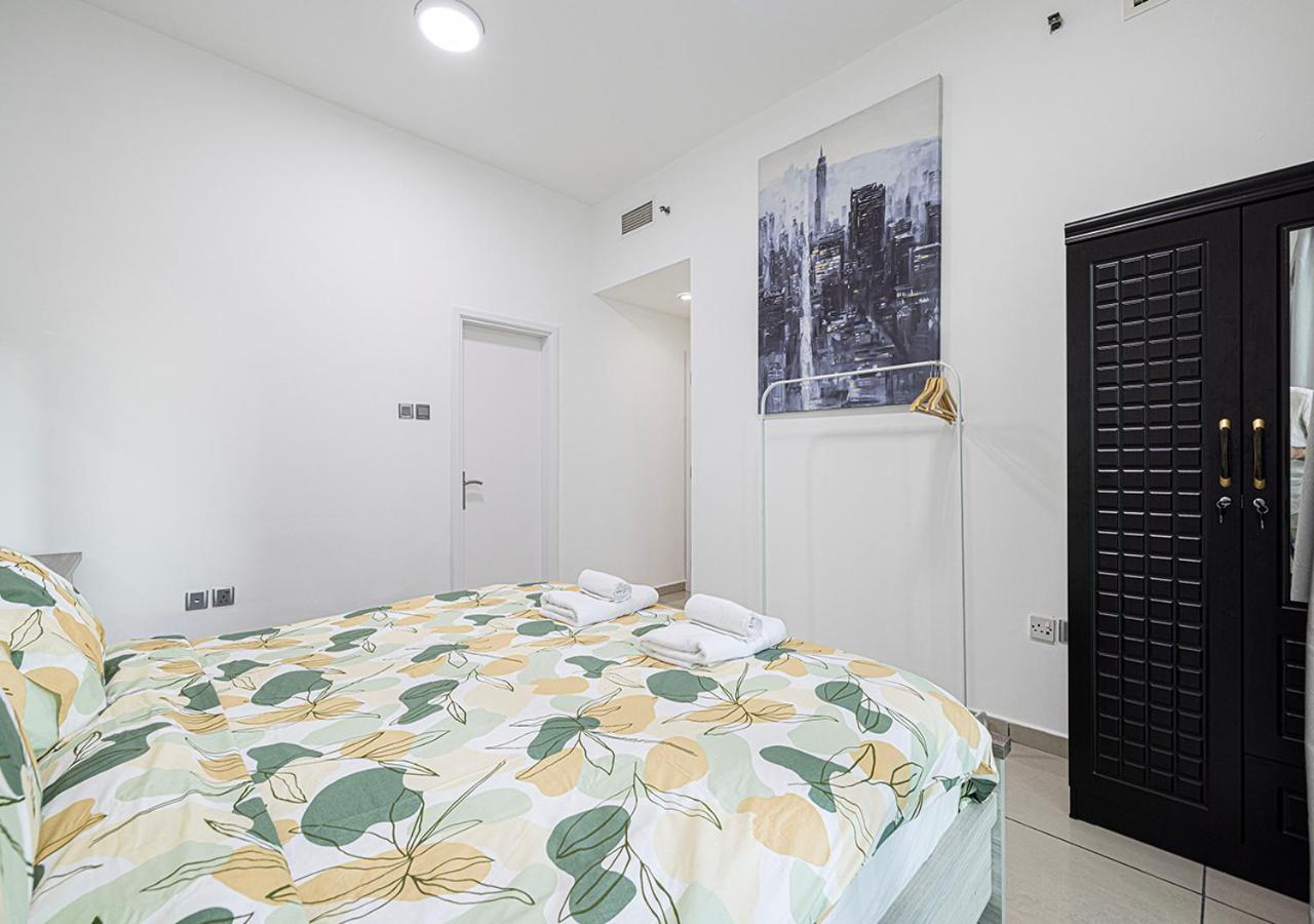 Apartment Lux 1br, Kingbed In Marina, 3mints Metro, 5mints Barasti *