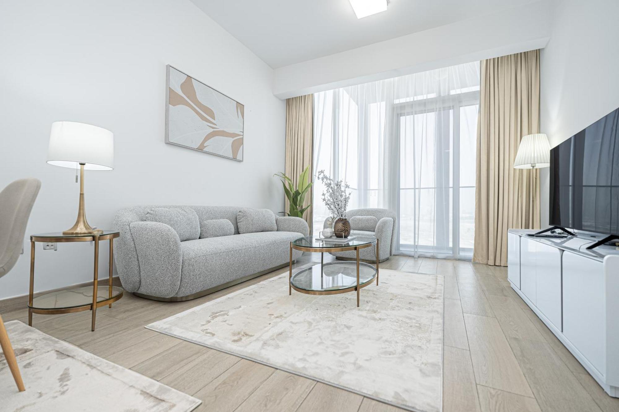 Apartment Escape24 Modern Bloom Tower Jumeirah Village Circle Jvc