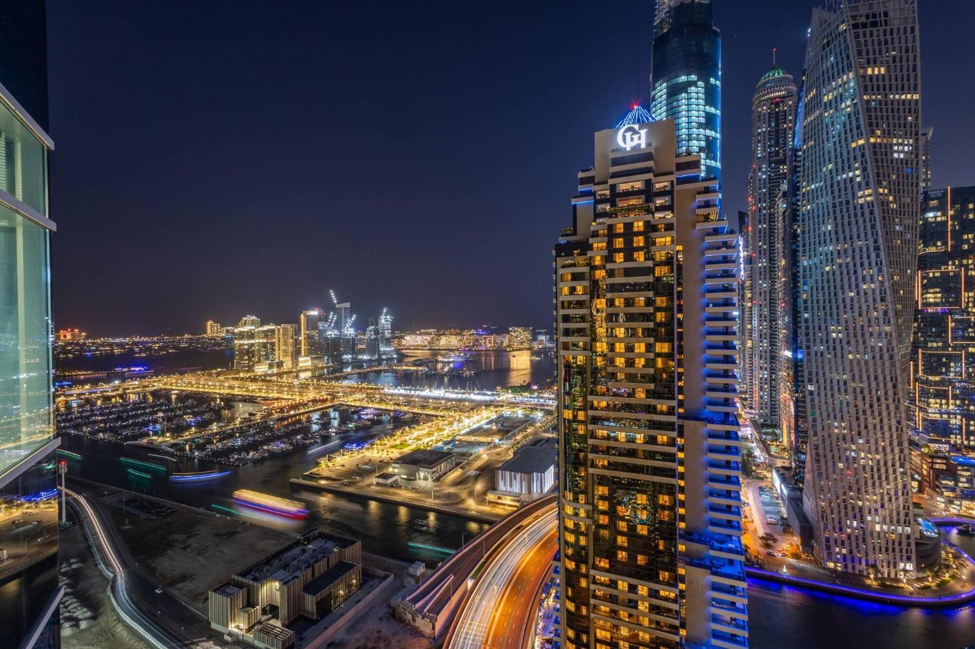 Stunning 1br With Palm Jumeriah View In Marina Apartment *