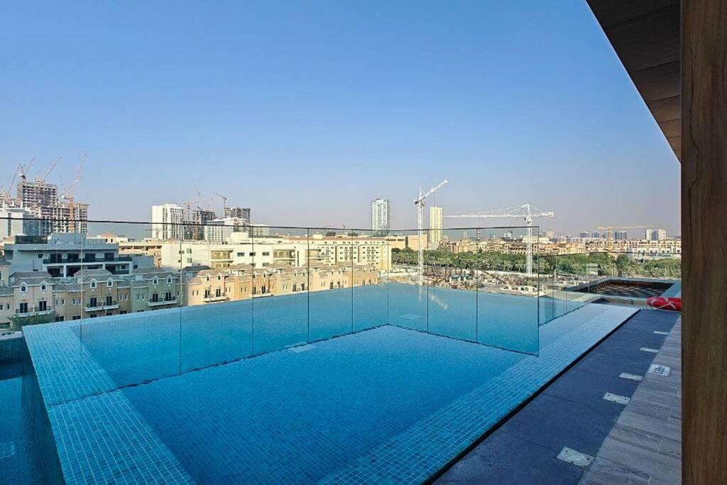 Trendy Loft In Oxford Terrace Jvc Apartment