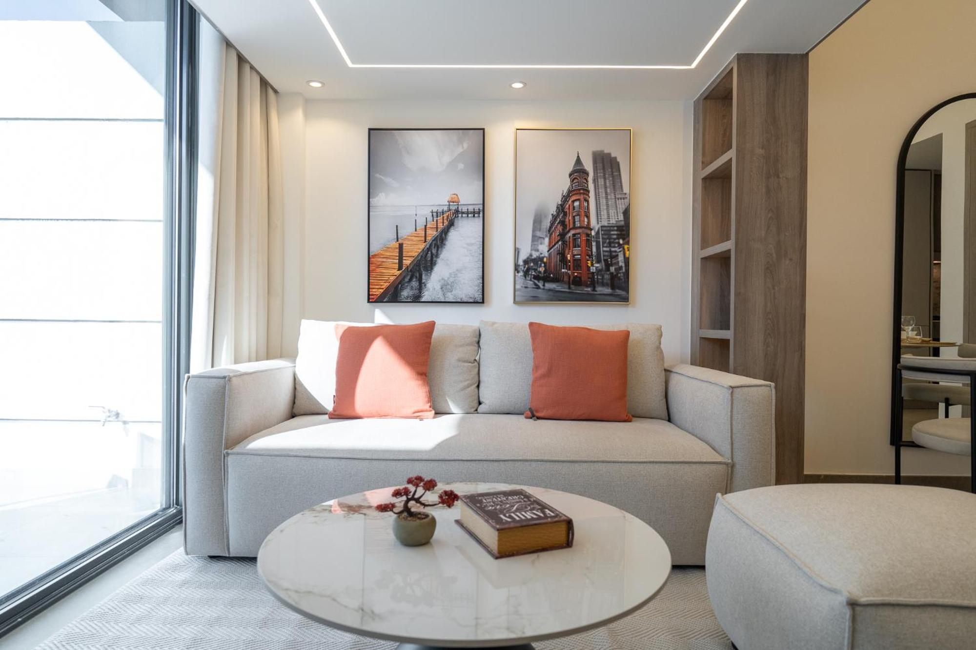 Trendy Loft In Oxford Terrace Jvc Apartment