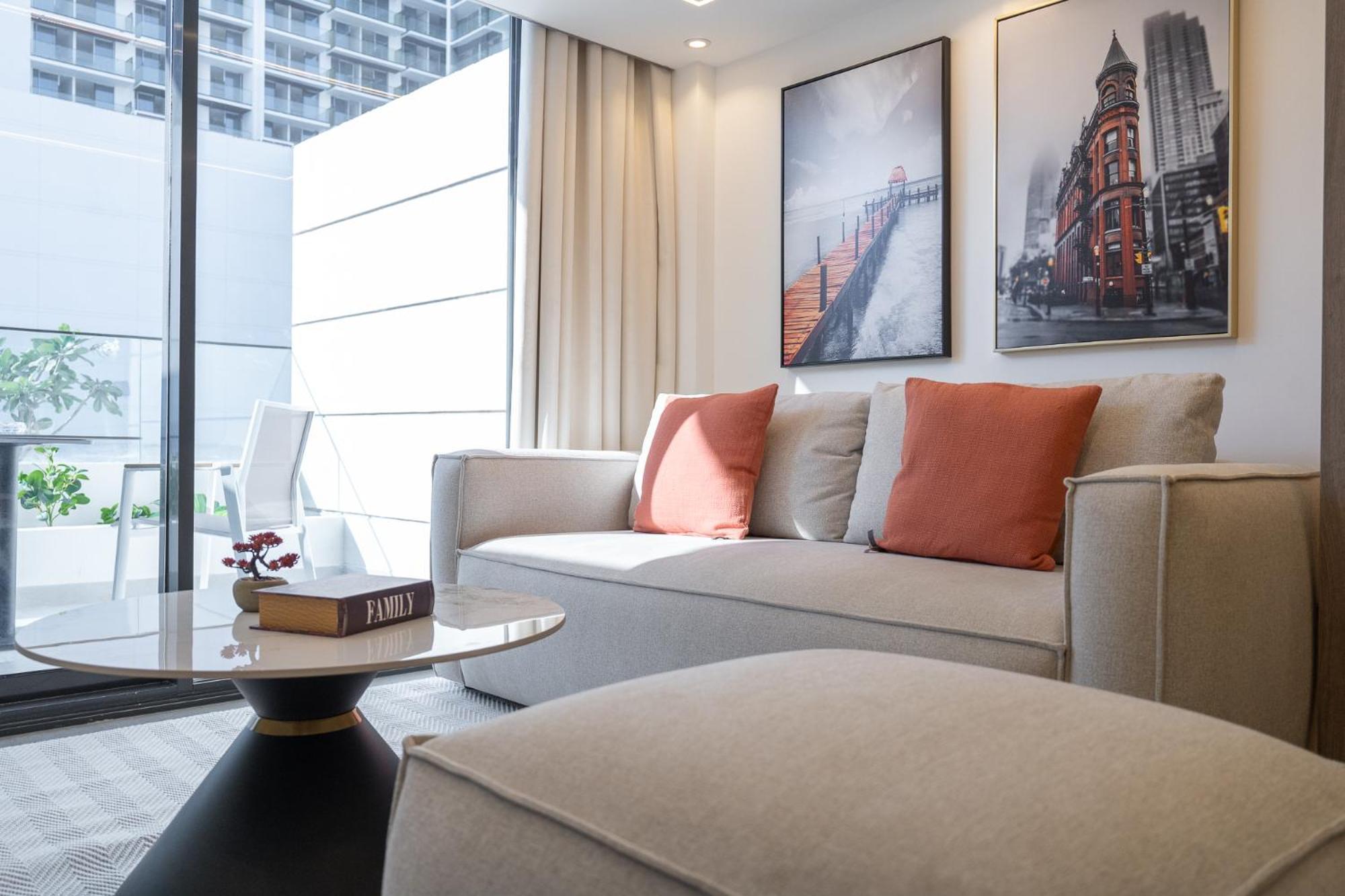 Trendy Loft In Oxford Terrace Jvc * Dubai