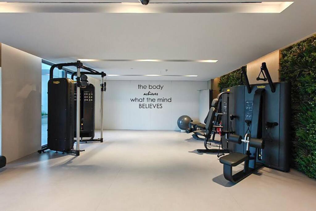 Trendy Loft In Oxford Terrace Jvc * Dubai
