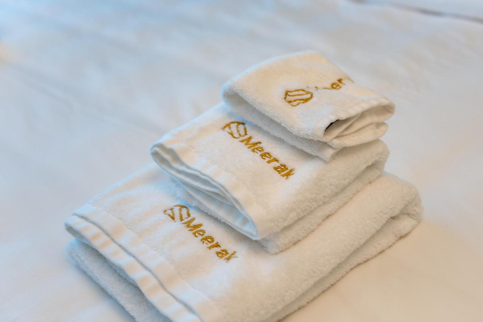 Apartment Marina Royale 3 Bedroom I Luxe Marina Harbour & Yacht Club Views I Nearby To A I Free Pool, Gym, Wi-fi And Parking I By Meerak *