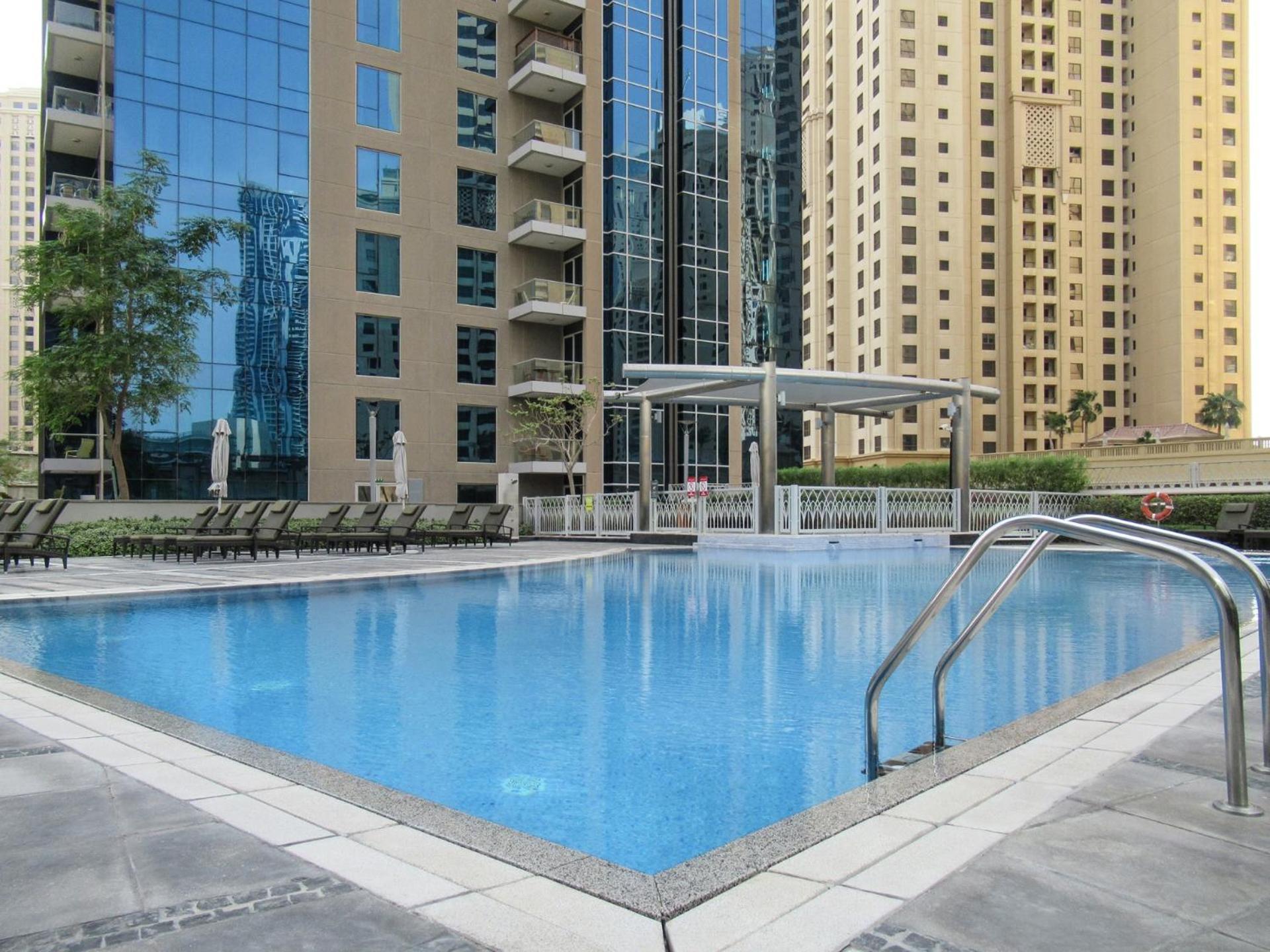 Apartment Marina Royale 3 Bedroom I Luxe Marina Harbour & Yacht Club Views I Nearby To A I Free Pool, Gym, Wi-fi And Parking I By Meerak Dubai
